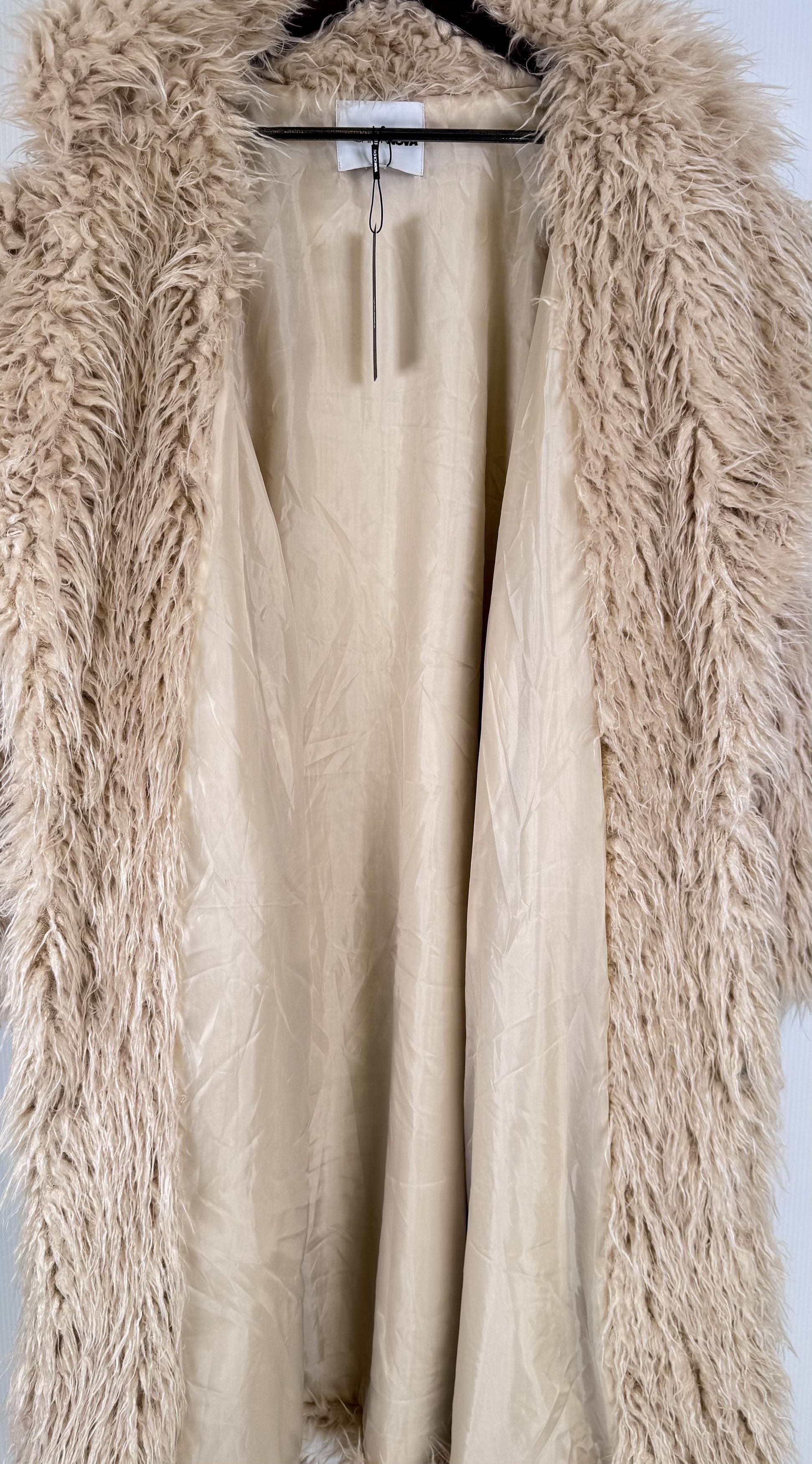 Fashion Nova FULL LENGTH NIKITA FAUX FUR TRENCH COAT Size XXL / US 16-18 / IT 52-54 - 4 Thumbnail