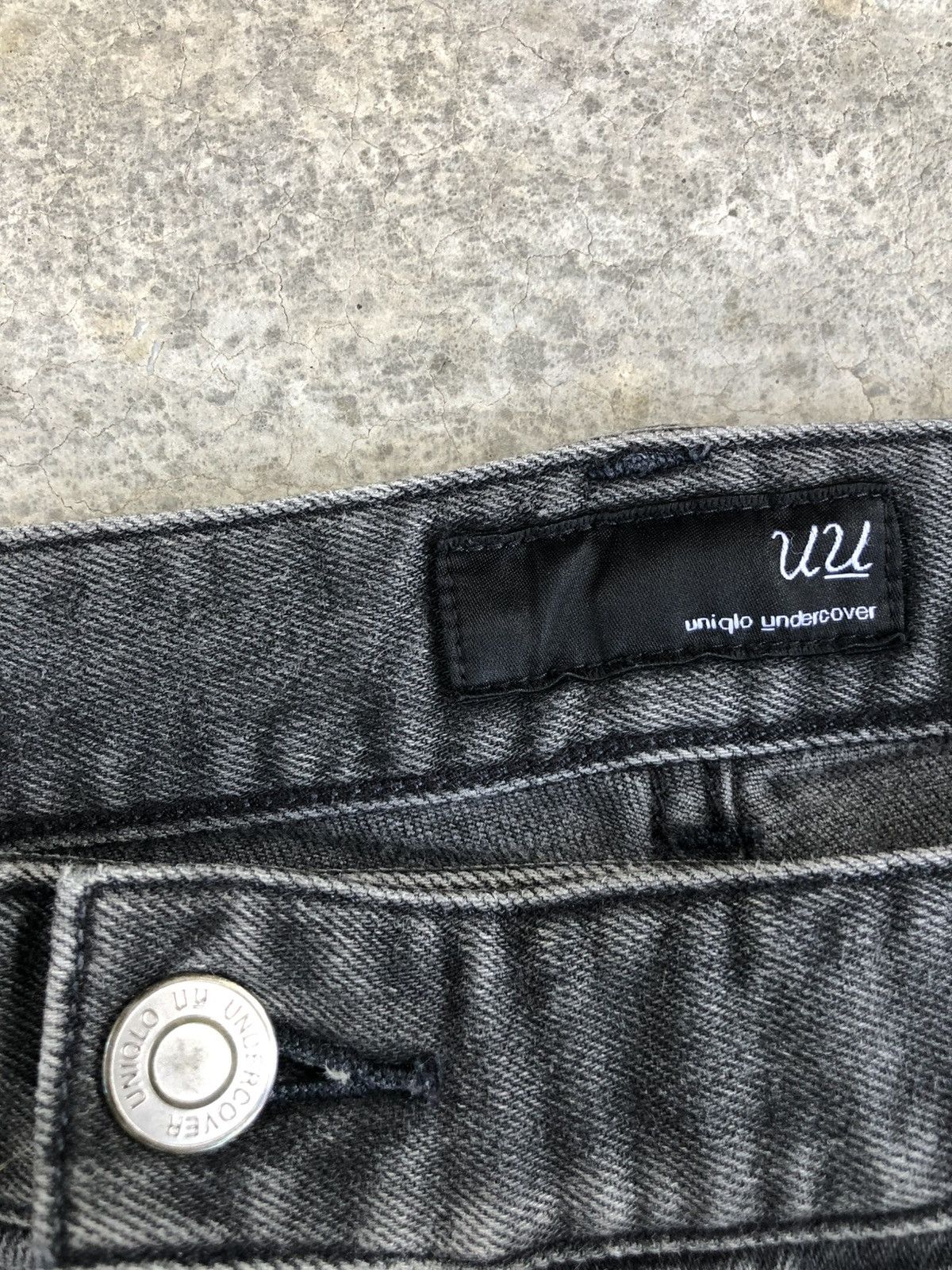 Jun Takahashi Undercover x Uniqlo Distressed Skinny Jeans Size US 31 - 19 Thumbnail