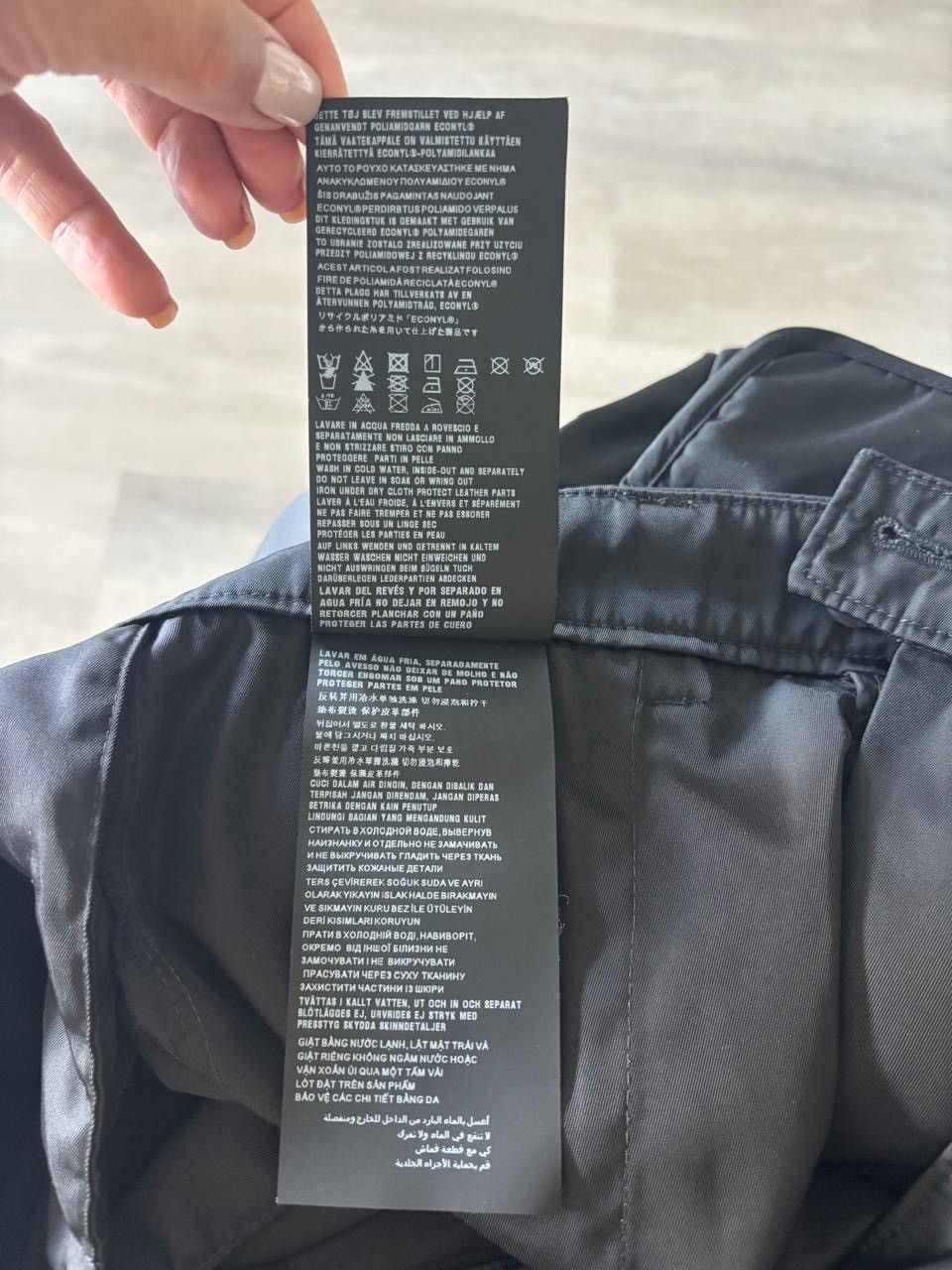 Prada Prada Re-Nylon Cargo Pants Size US 30 / EU 46 - 7 Thumbnail
