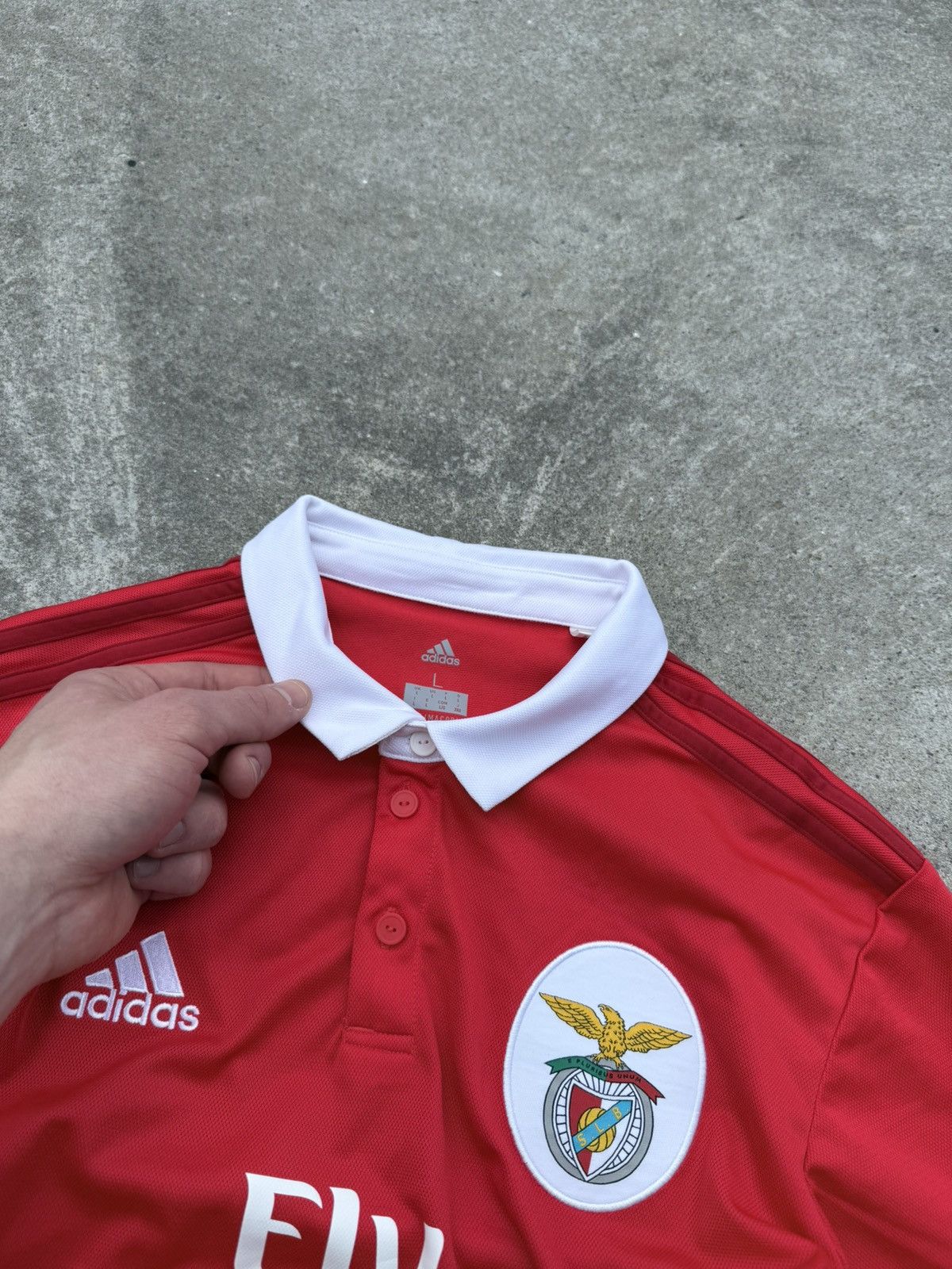 Adidas Vintage Adidas FC Benfica soccer streetwear football t-shirt Size US L / EU 52-54 / 3 - 10 Thumbnail