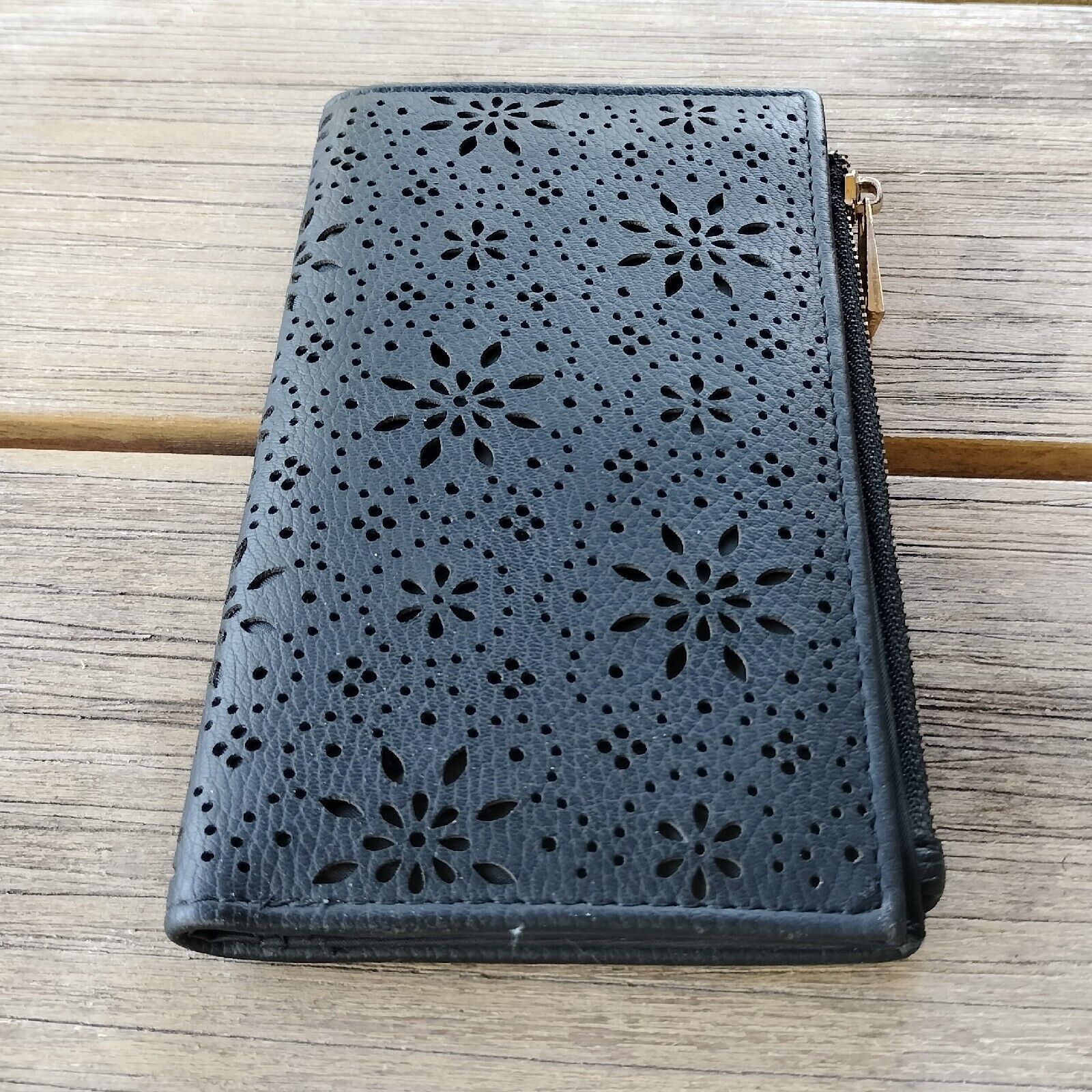 Japanese Brand Wallet Purse Faux Leather Bi Fold Book Cutout Lazer Cut Size ONE SIZE - 3 Thumbnail