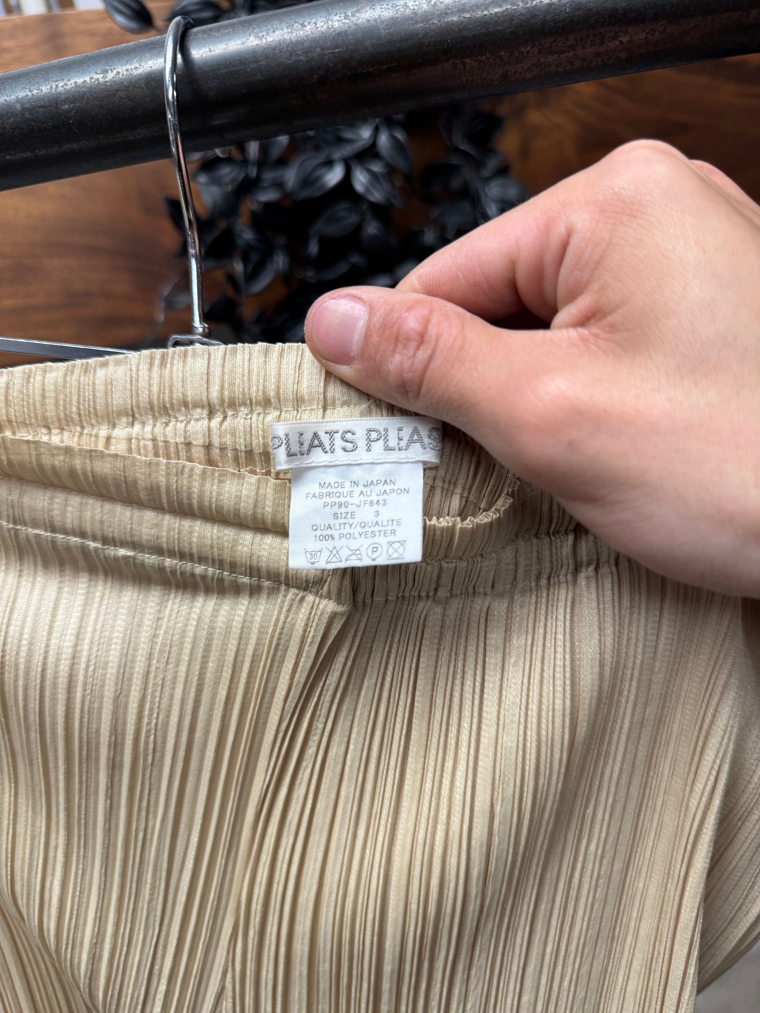Issey Miyake Issey Miyake ‘Pleats Please’ Cream Wide Leg Trousers Size 30" / US 8 / IT 44 - 3 Thumbnail