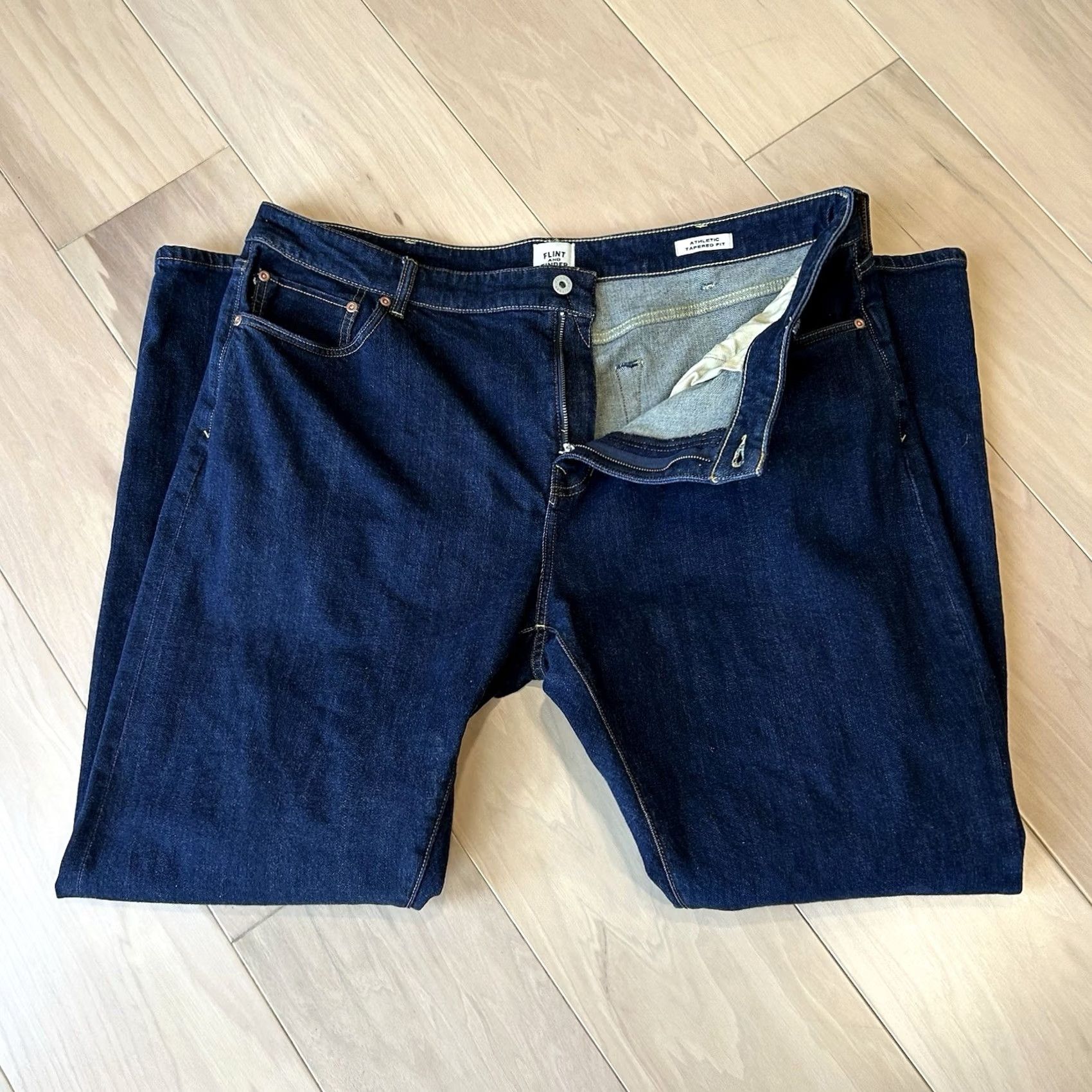 Denime Flint & Tinder Jeans Athletic Tapered Red Line Selvedge Blue 40x33 Mens Jeans Denim Stretch 5-Pocket Modern City USA Style Size US 40 / EU 56 - 5 Thumbnail