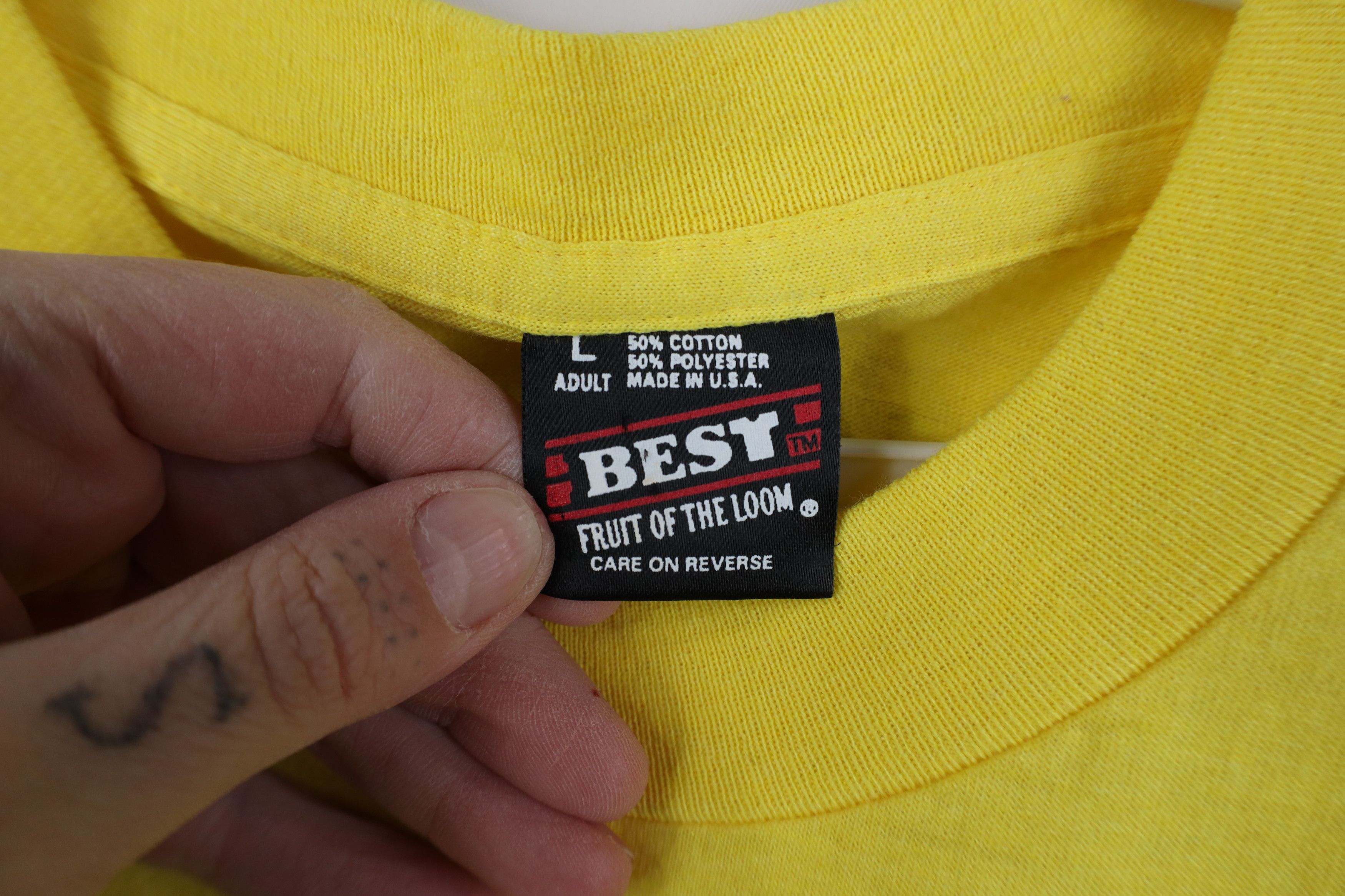 Vintage Vintage 80s 90s Streetwear Short Sleeve T-Shirt Yellow USA Size US L / EU 52-54 / 3 - 7 Thumbnail