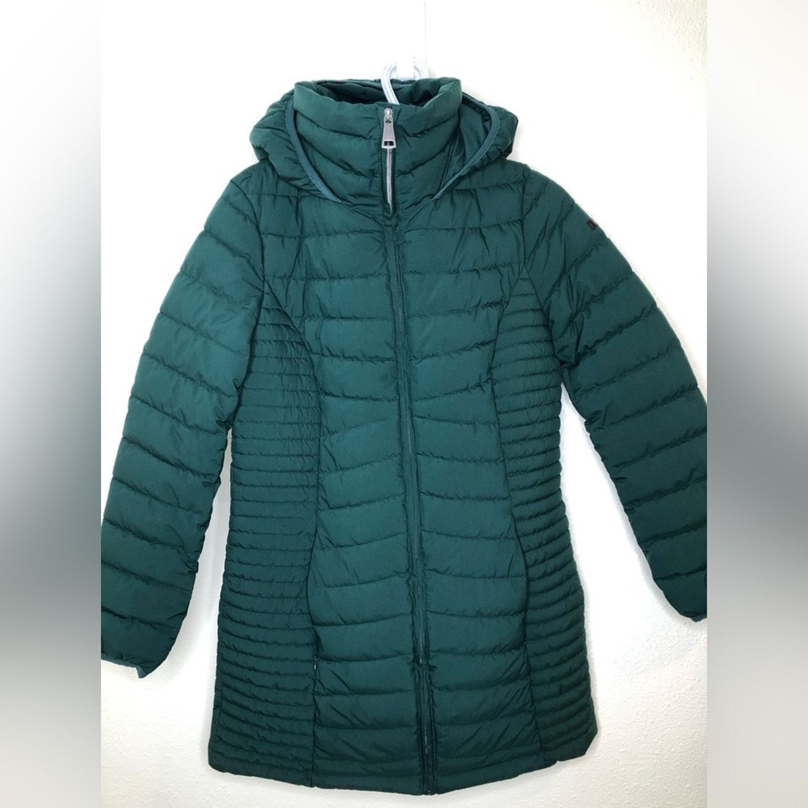 DKNY DKNY Women’s Green Puffer Long Jacket— Small— BEAUTIFUL!! Size S / US 4 / IT 40 - 3 Thumbnail