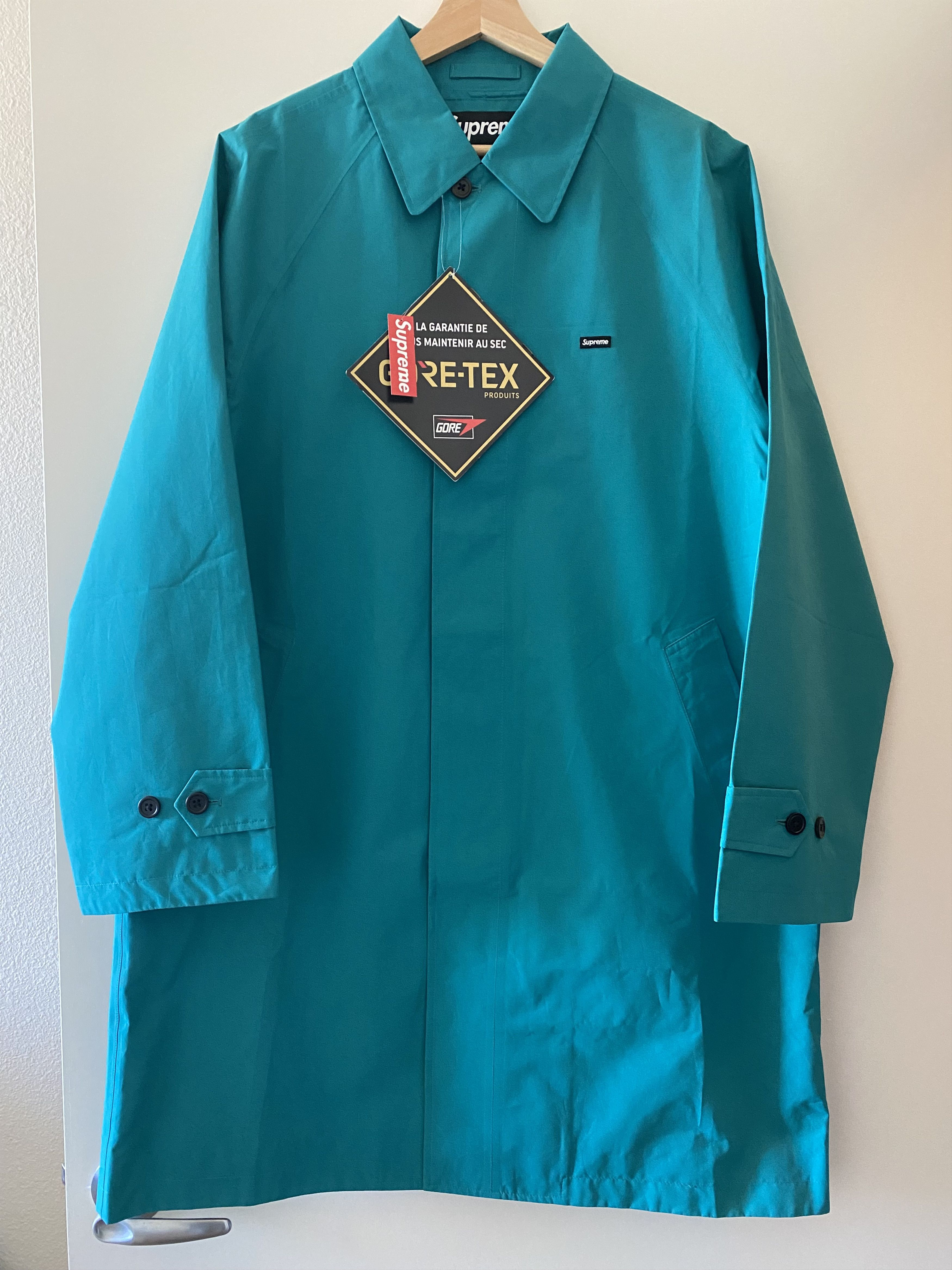 Supreme Over coat gore Tex / size S
