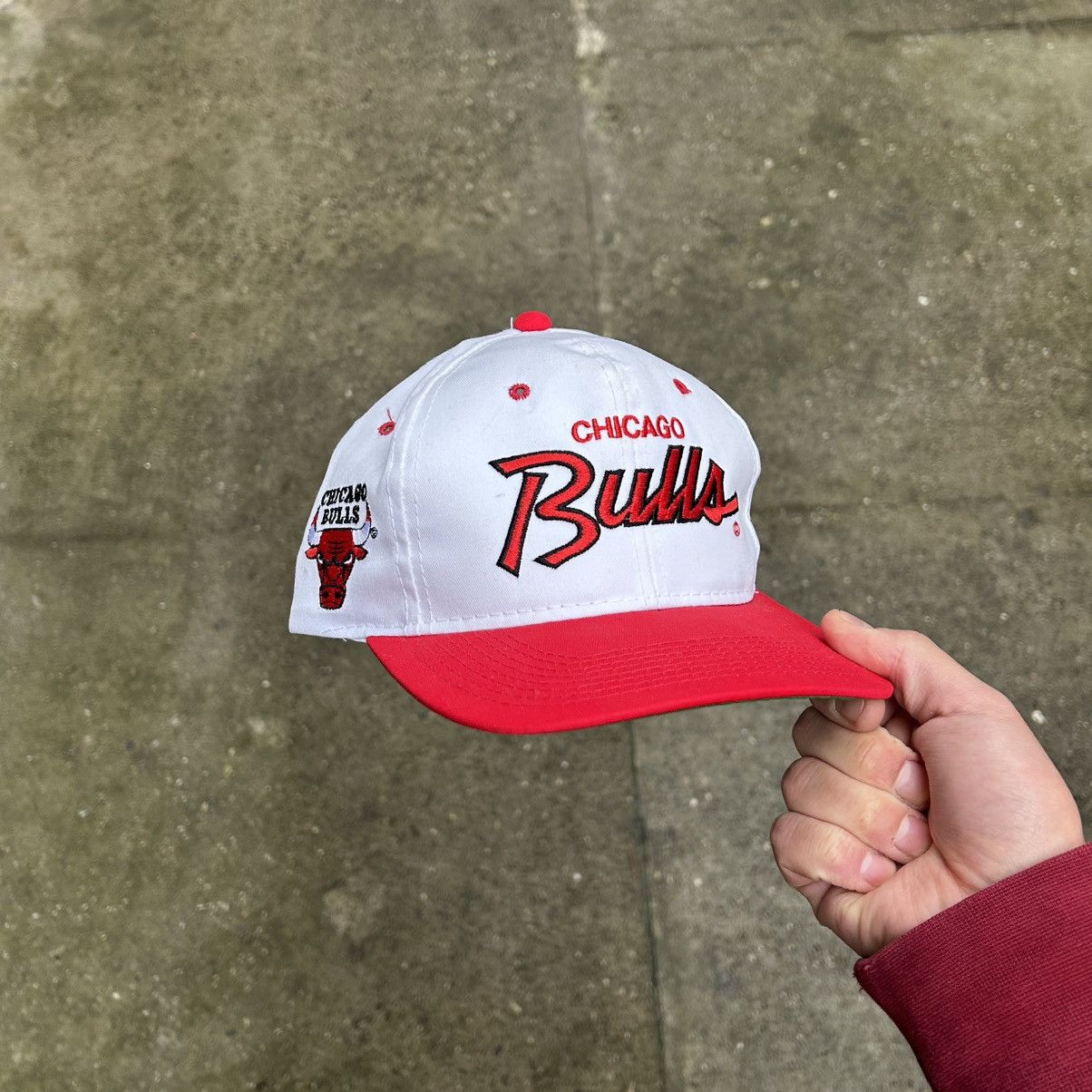 NBA × Sports Specialties Vintage Sport Specialities Chicago Bulls Script SnapBack Size ONE SIZE - 2 Thumbnail