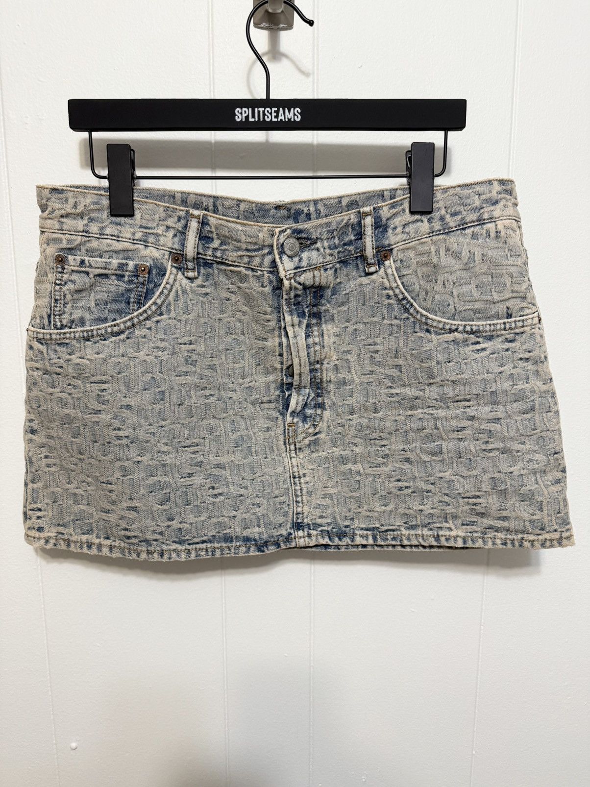 Acne Studios Acne Studios Monogram Denim Skirt Size 32" / US 10 / IT 46 - 1 Thumbnail