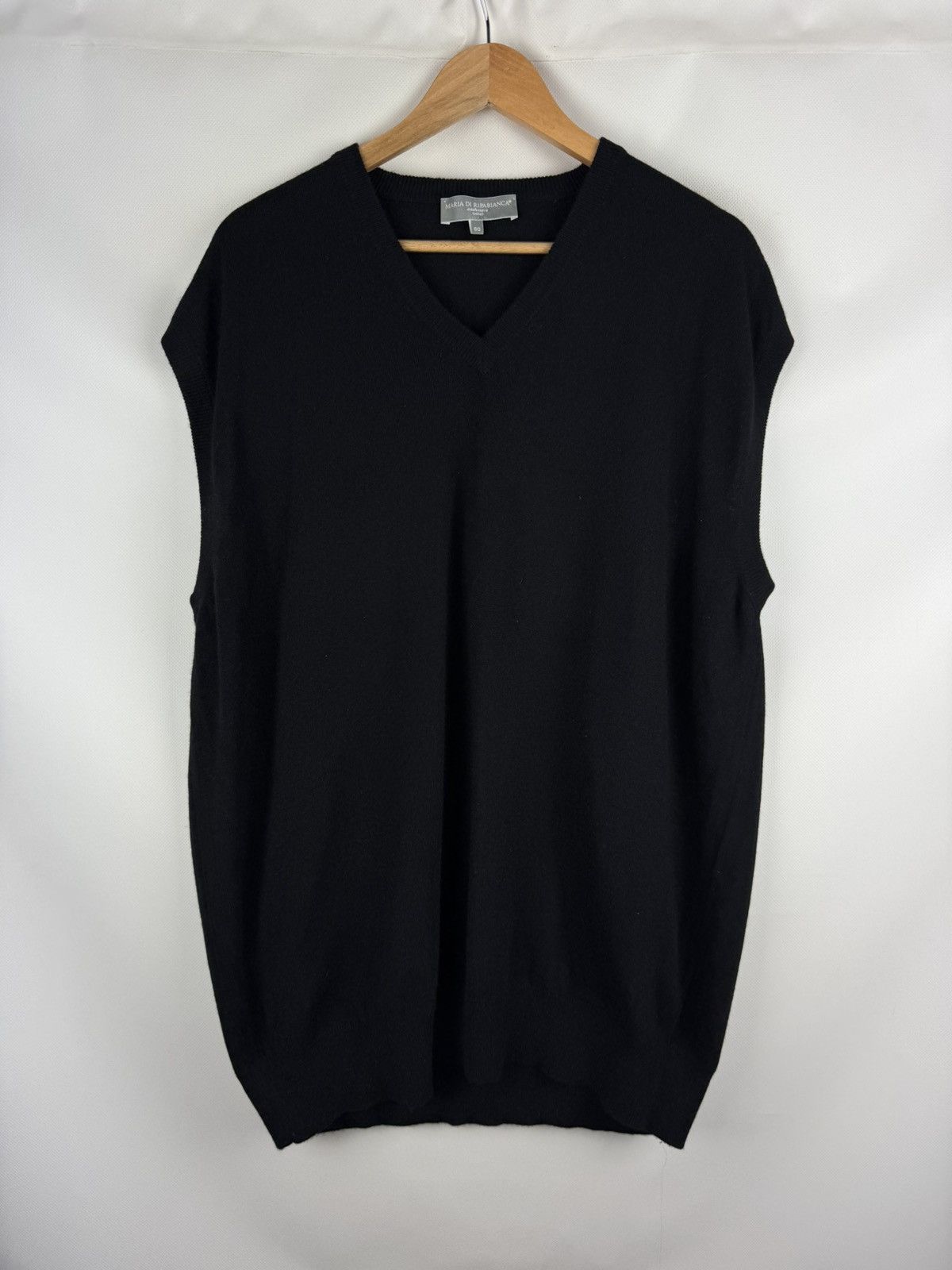 Other Maria Di Ripabianca Cashmere Sleeveless Knitted Vest Sweater Size US XXL / EU 58 / 5 - 1 Thumbnail