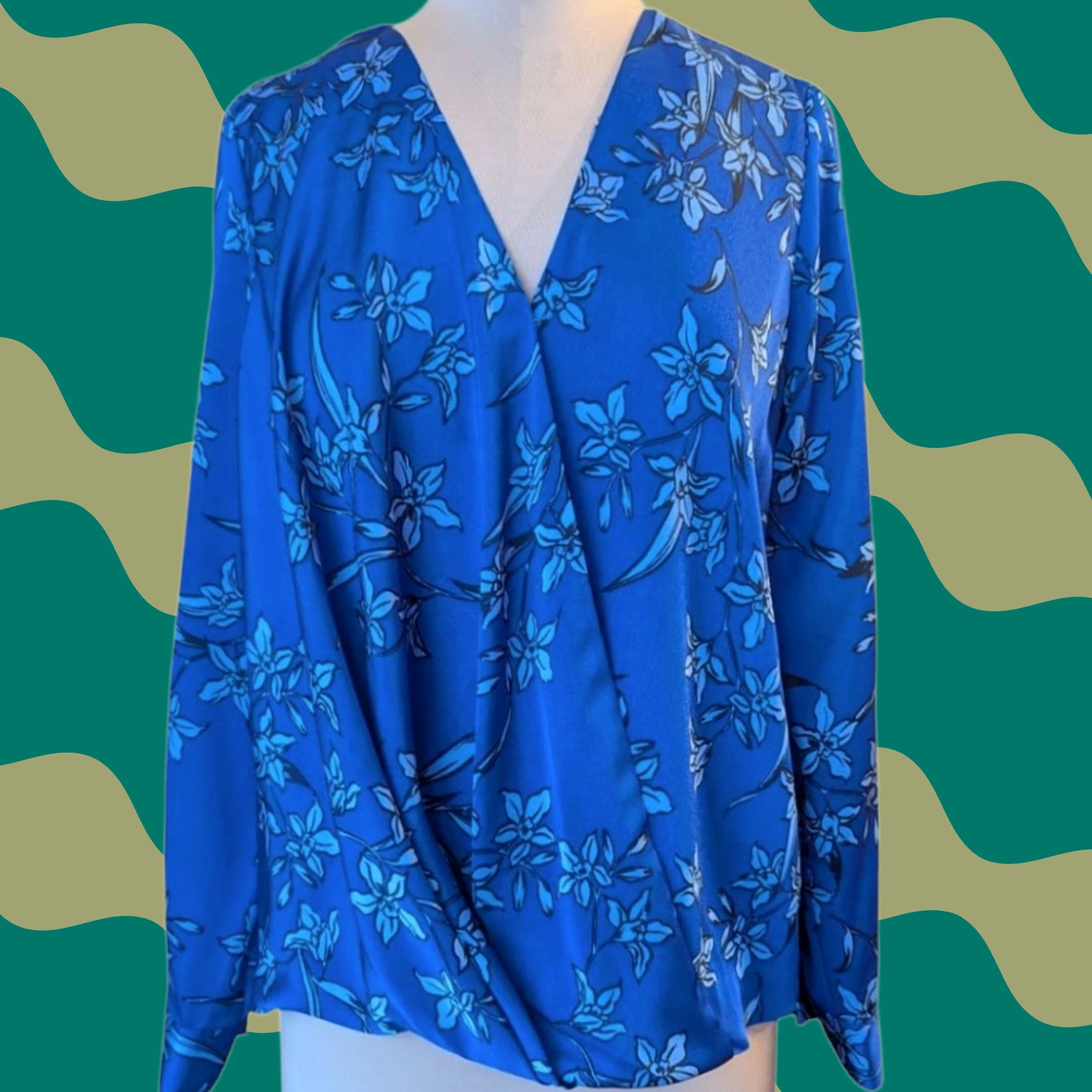 Vince Camuto Vince Camuto Blouse Blue Floral Surplice Long Sleeve Satin Top S Women Size S / US 4 / IT 40 - 1 Thumbnail
