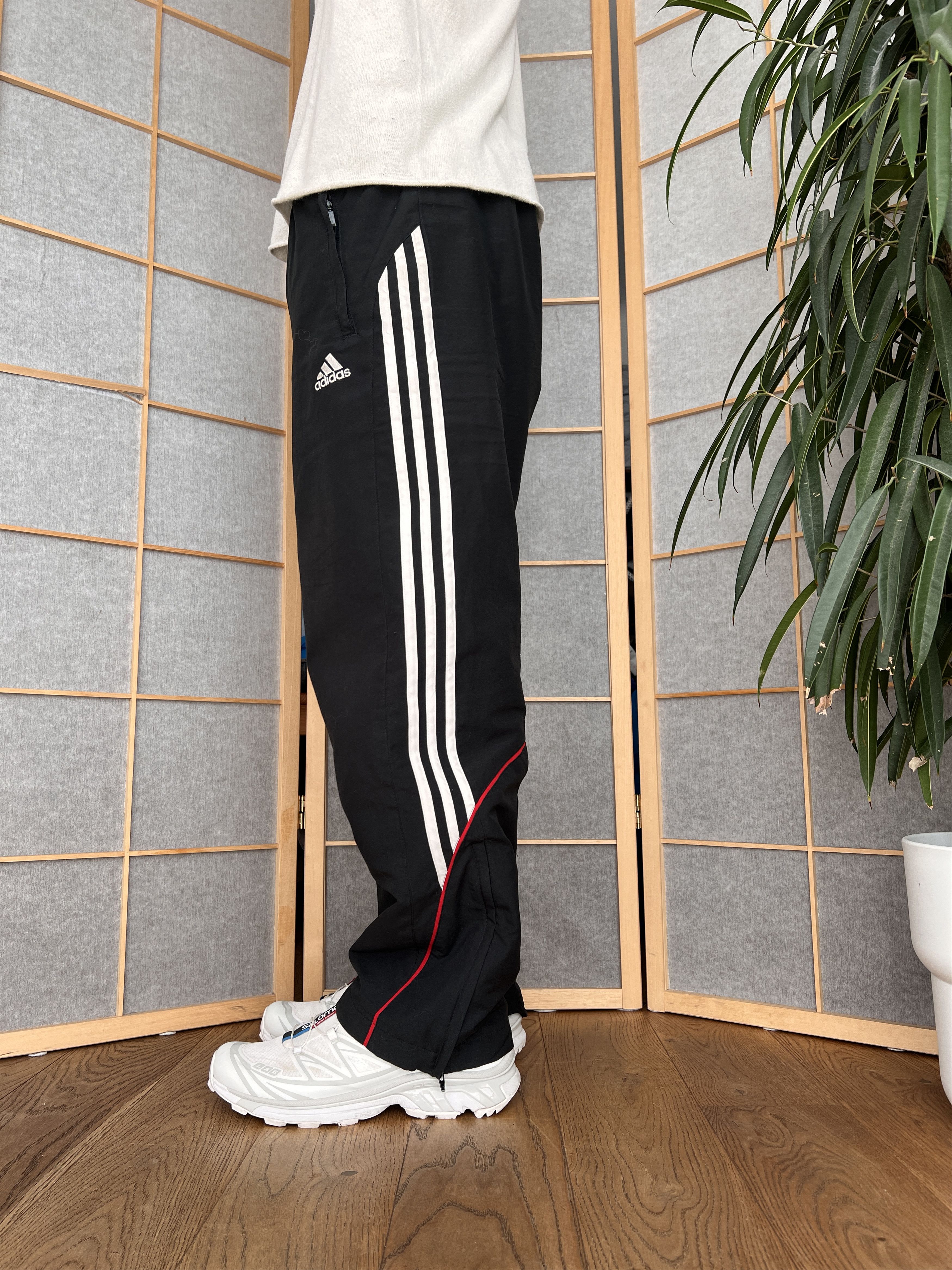 Adidas Crazy! Adidas vintage 2000s baggy track pants sweatpants y2k Size US 36 / EU 52 - 15 Thumbnail