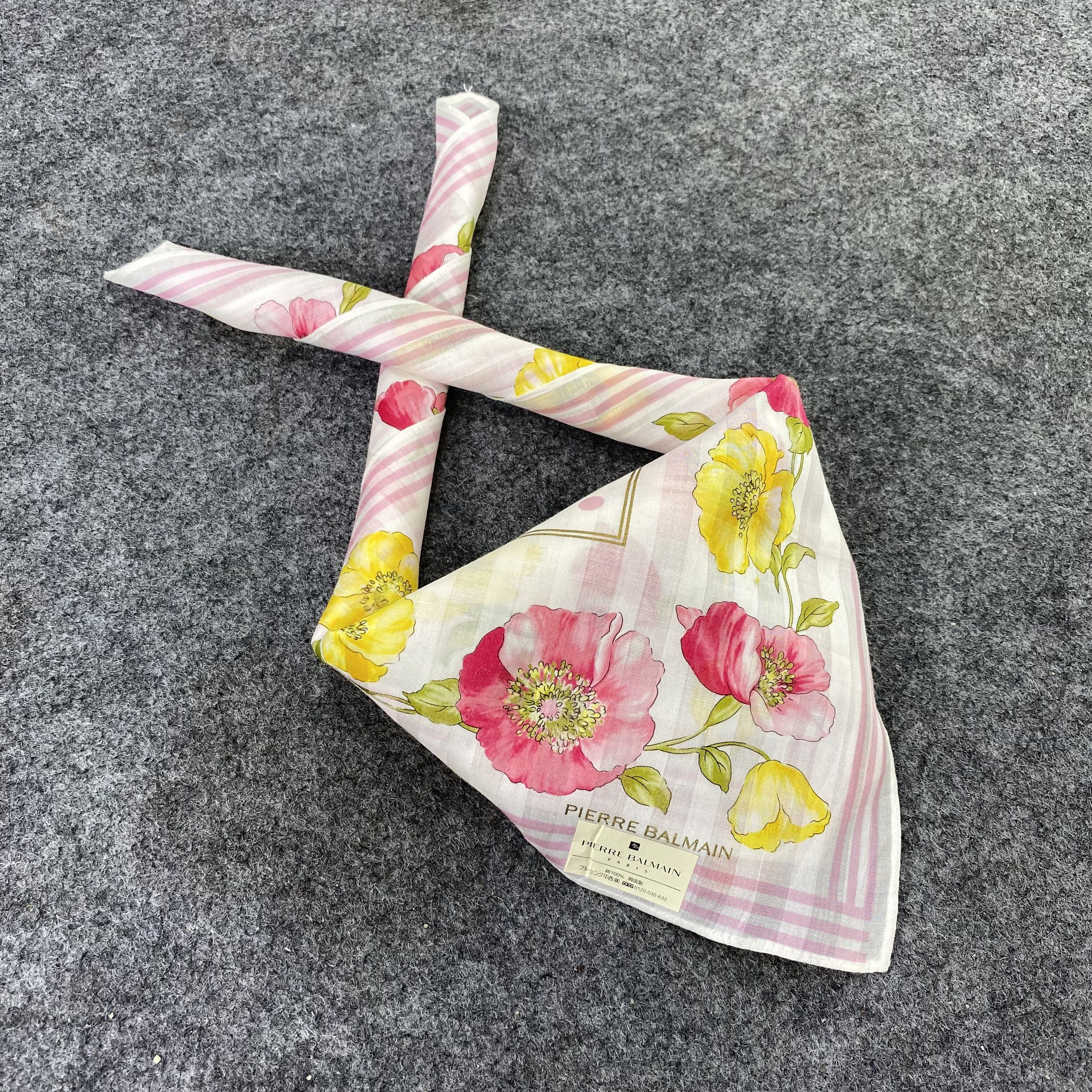 Pierre Balmain Pierre Balmain Handkerchief / Bandana / Neckerchief-B480 Size ONE SIZE - 1 Thumbnail