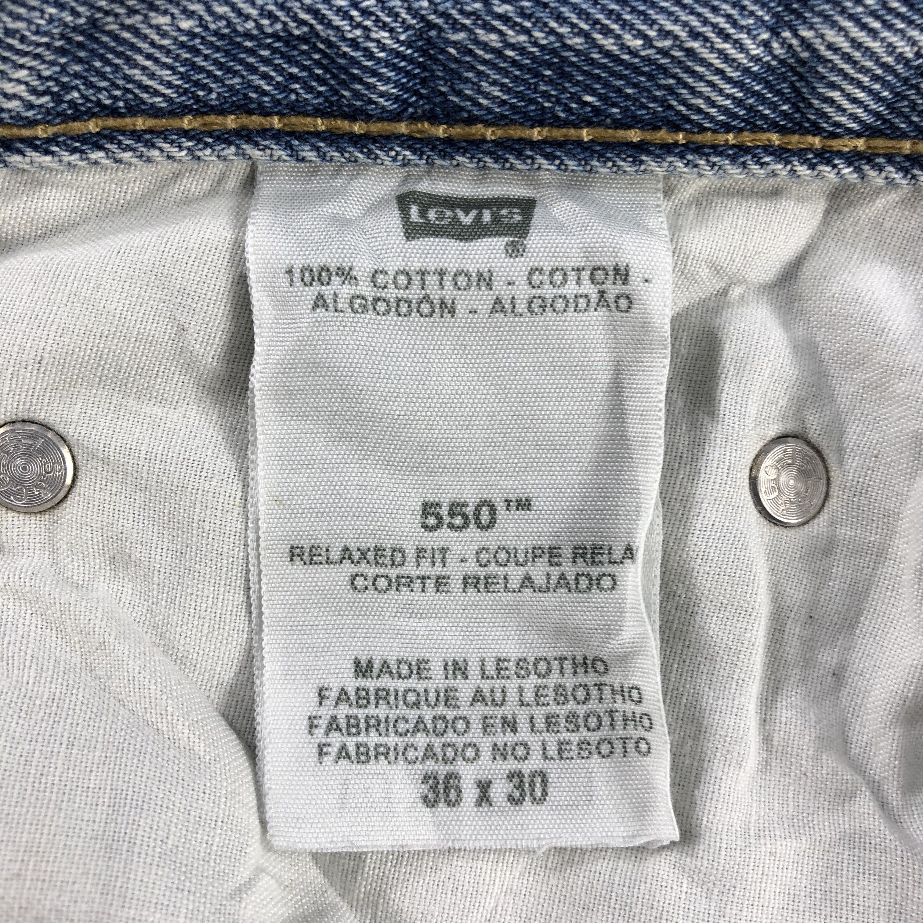 Levi's × Vintage Vintage Light Wash Levis 550 Jeans-JM3079 Size US 35 - 13 Thumbnail