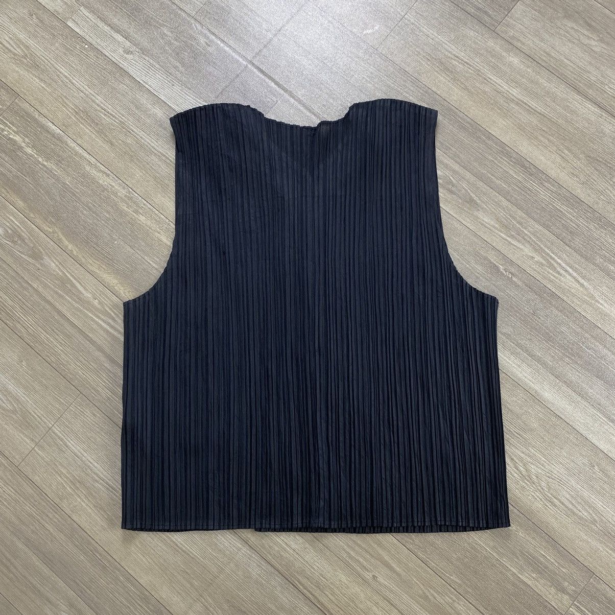 Pleats Please Issey Miyake Vintage Pleats Please Issey Miyake Stretch Black Vest Size US S / EU 44-46 / 1 - 14 Thumbnail