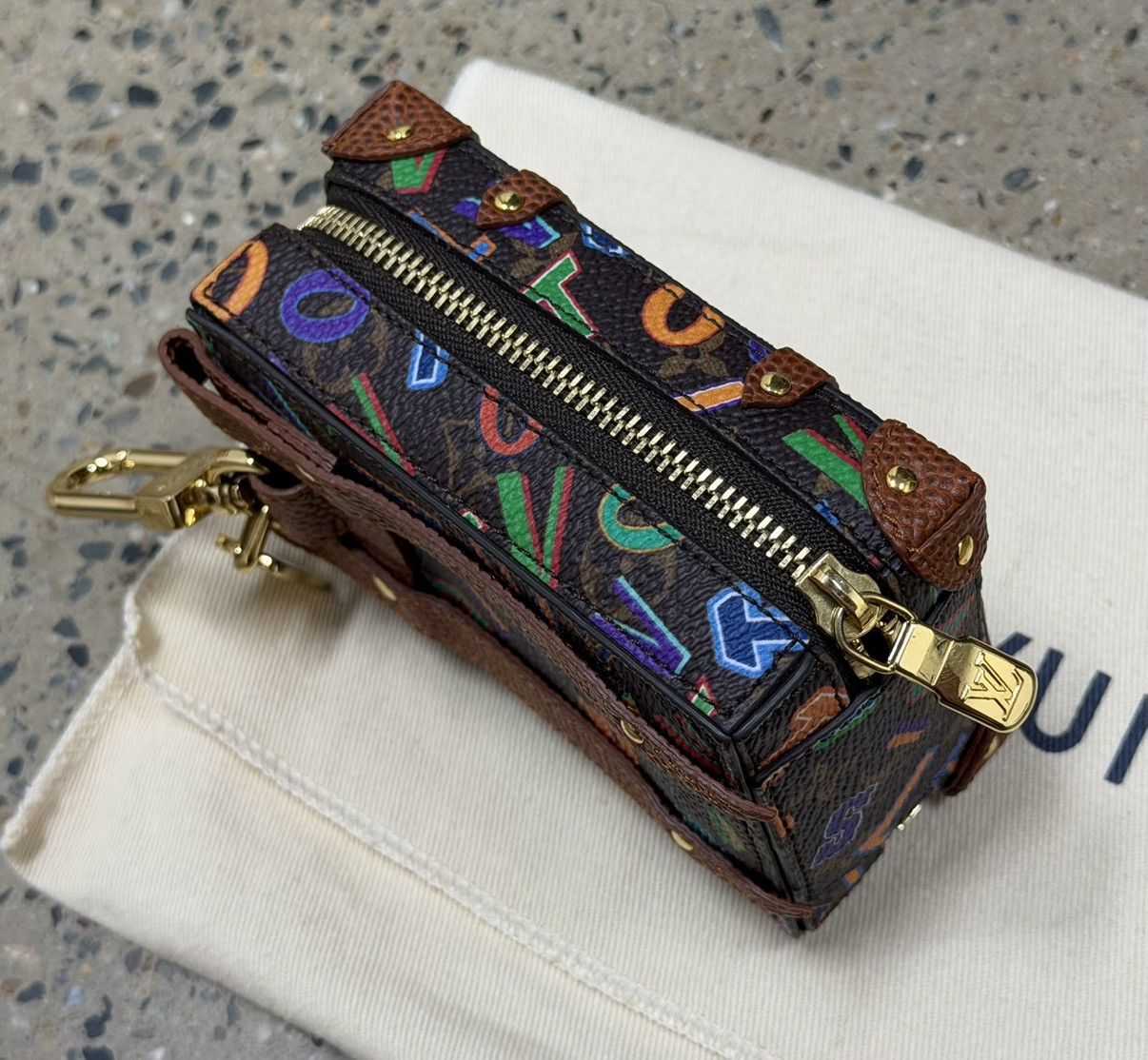 Louis Vuitton Louis Vuitton x NBA Backpack Trunk Bag Pouch Mini Monogram Size ONE SIZE - 8 Thumbnail