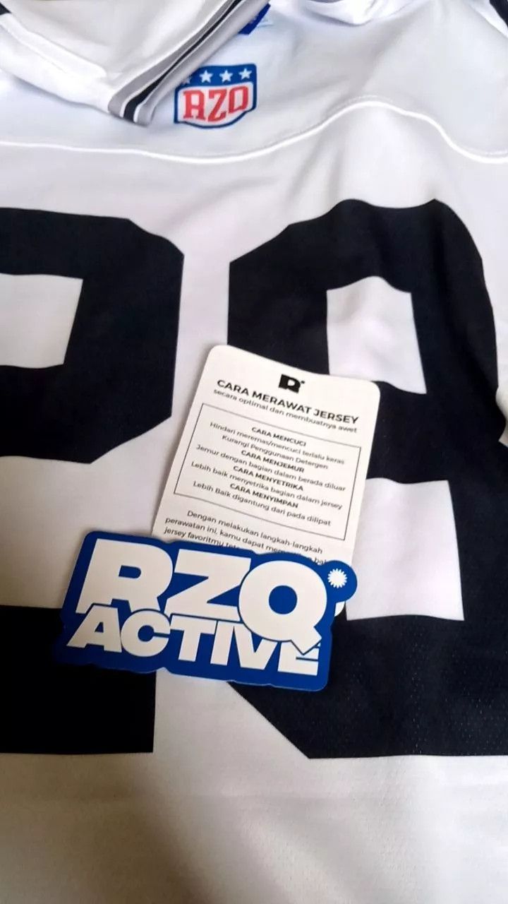Other RZQ 28 Number Series Jersey Size US L / EU 52-54 / 3 - 6 Thumbnail