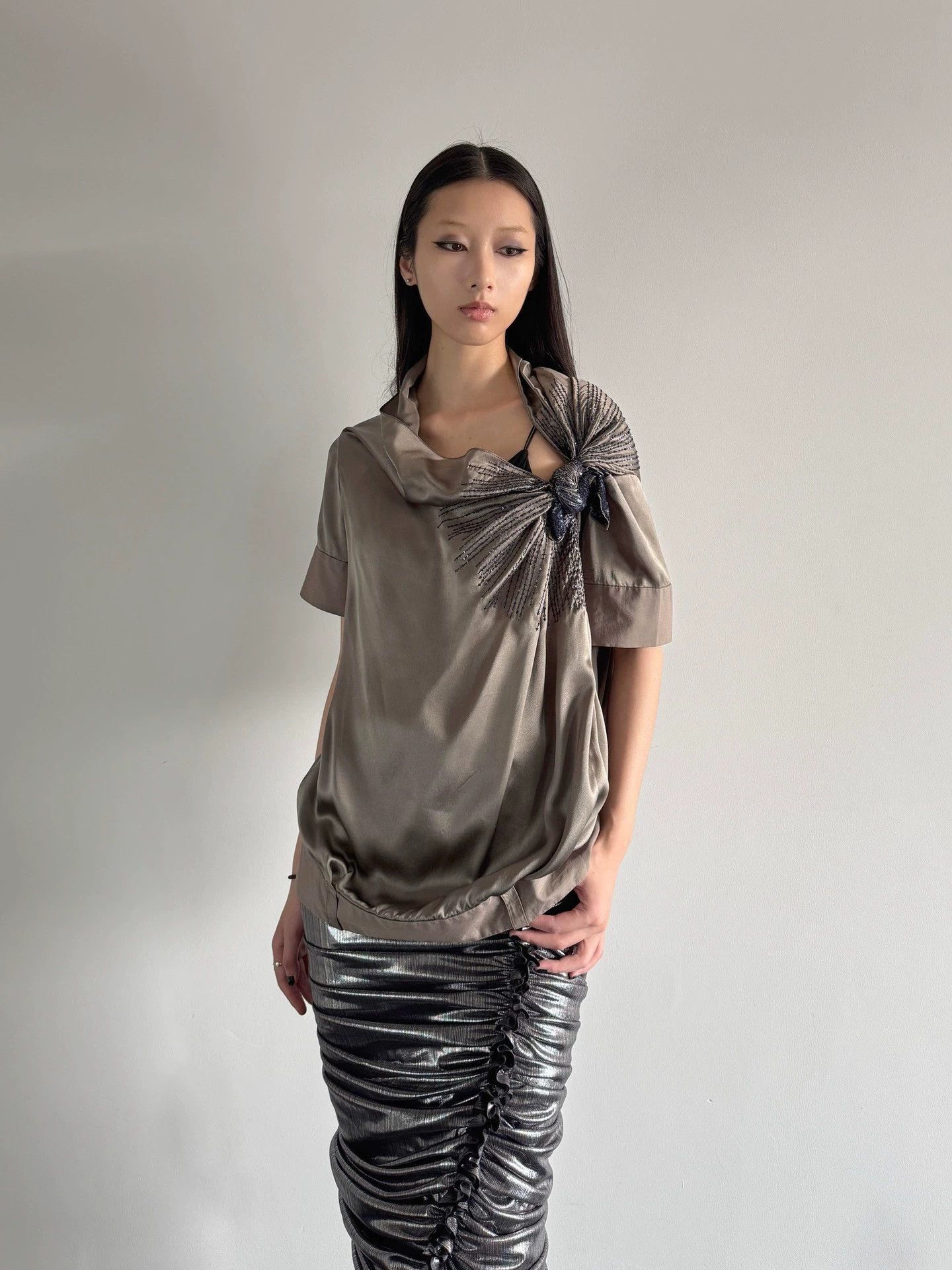 Dries Van Noten Dries Van Noten Irregular Sequin Knot Silk SS Top Women 42 Size M / US 6-8 / IT 42-44 - 1 Thumbnail