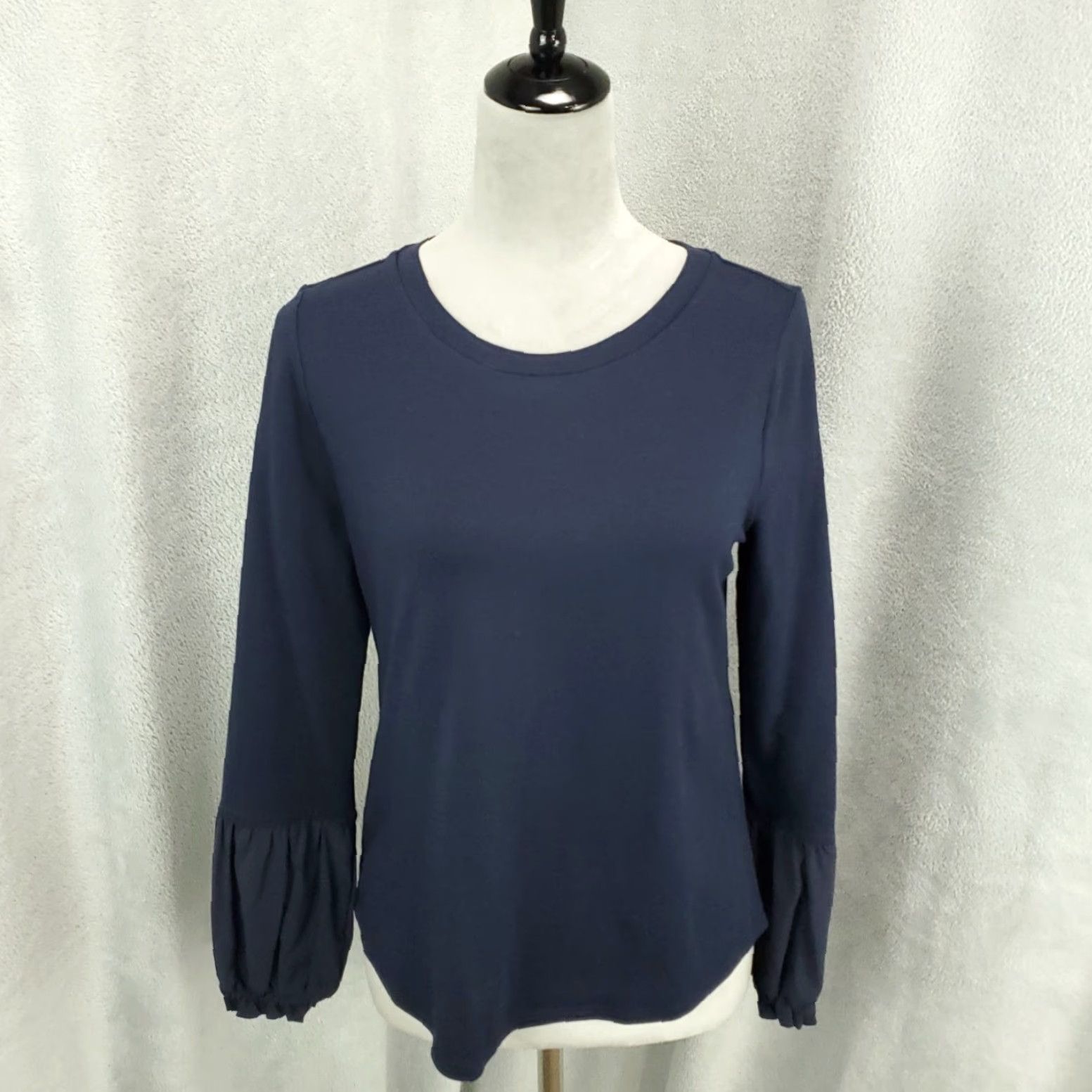 Vintage Chico's Blouse Shirt Womens Small Navy Blue Long Sleeve Stretch Top Chicos Zenergy Casual Party/Cocktail Travel Knit Cotton Blend Modal Spandex Size S / US 4 / IT 40 - 2 Thumbnail