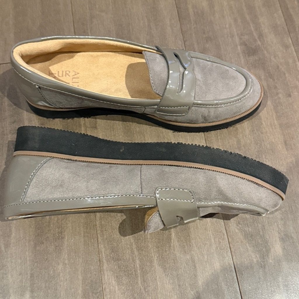 Naturalizer Naturalizer ladies Zoren Loafer size 8 Size US 8 / IT 38 - 6 Thumbnail