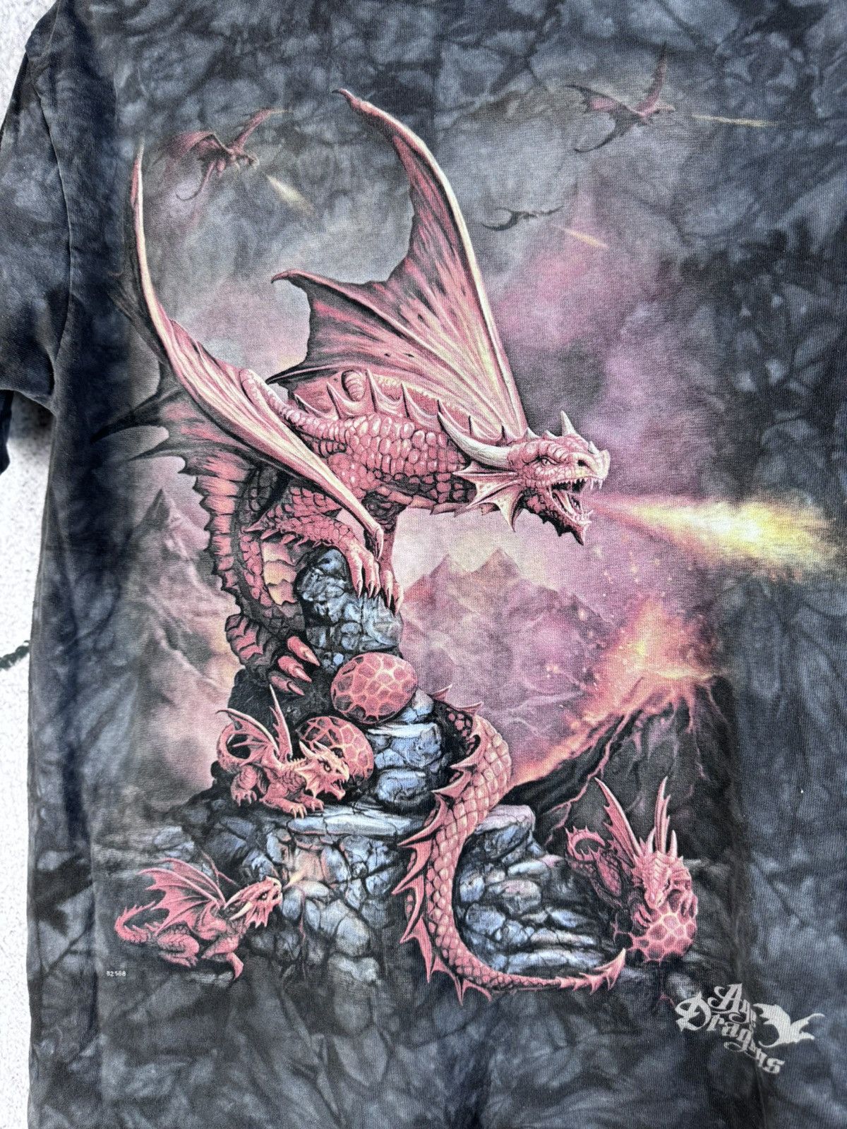 Japanese Brand Rare Vintage T-Shirt Tattoo Dragon Y2k affliction style rave Size US M / EU 48-50 / 2 - 3 Thumbnail