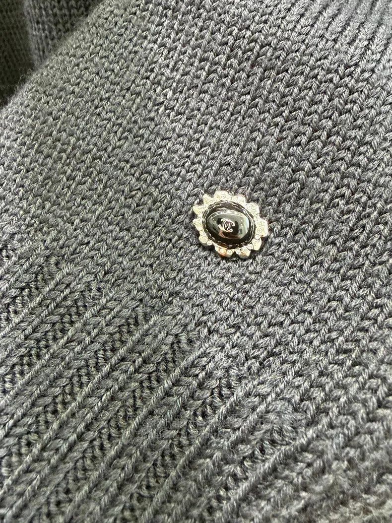 Chanel Chanel Hollow-bowed sweater Size XS / US 0-2 / IT 36-38 - 3 Thumbnail