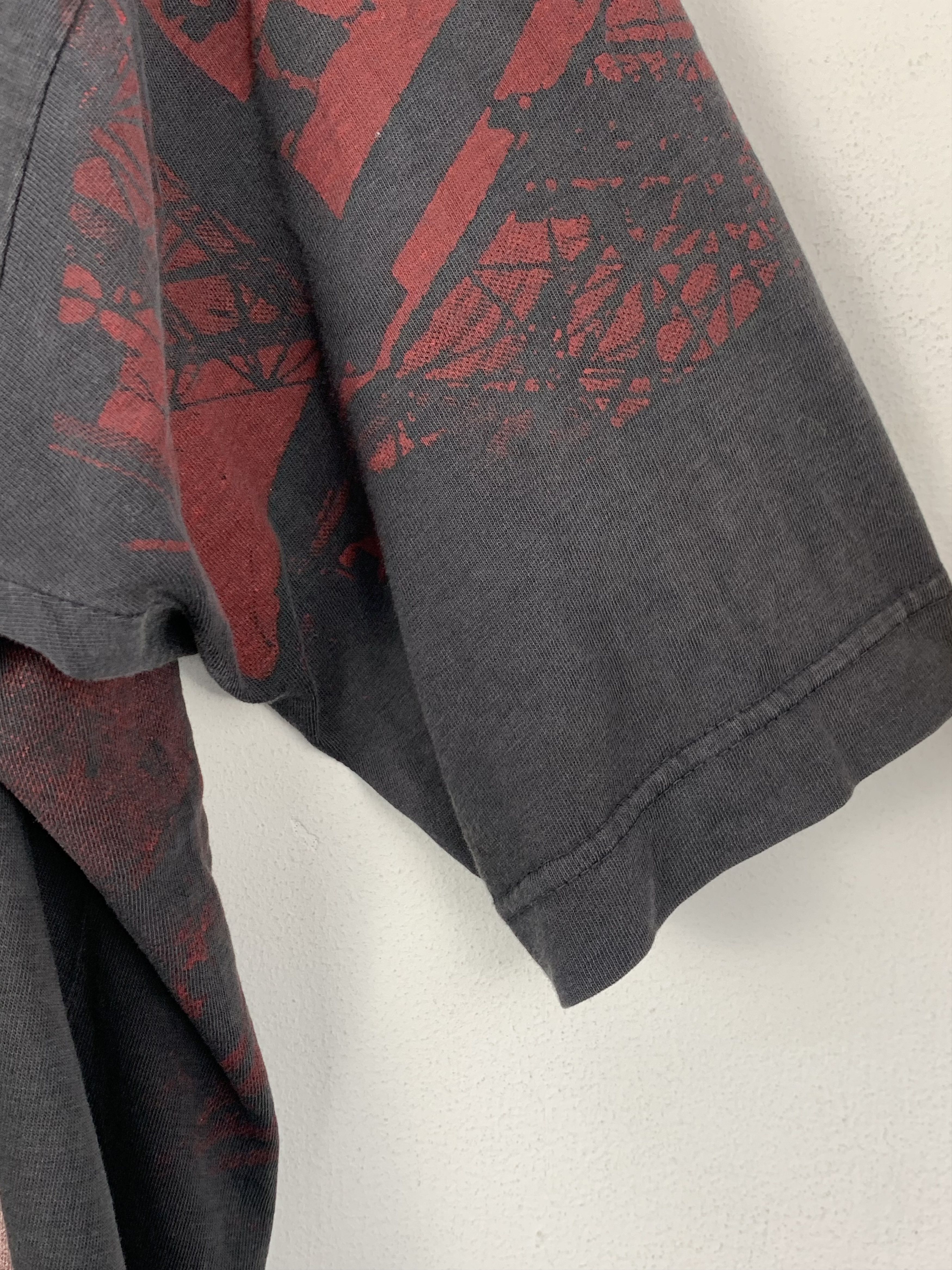 Band Tees × Metallica × Vintage Vintage 90s Metallica All Overprint Bootleg Band Tee TA0304 Size US L / EU 52-54 / 3 - 9 Thumbnail