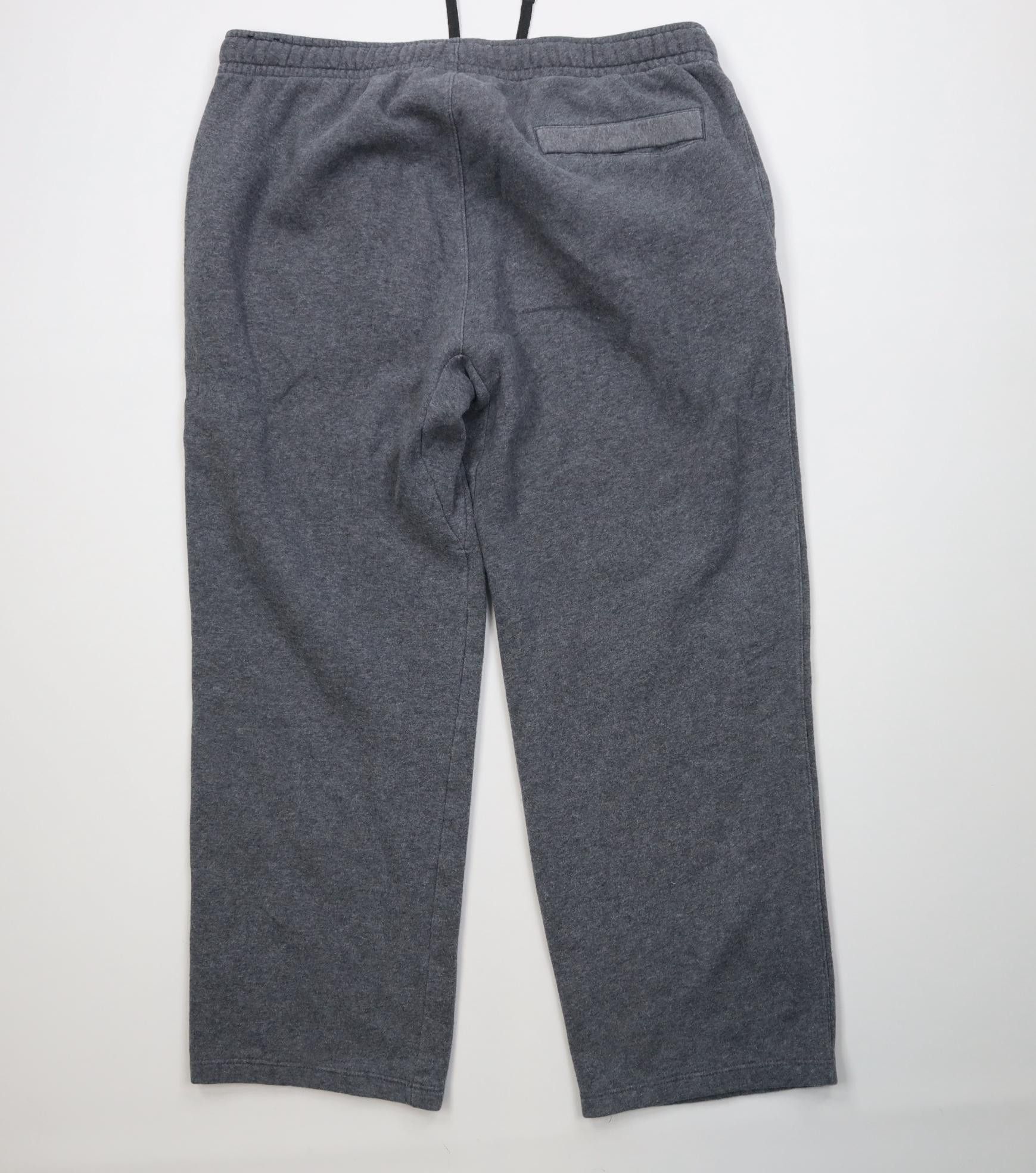 Nike Vintage Y2K Nike Scott Mini Swoosh Wide Leg Sweatpants Gray Size US 38 / EU 54 - 9 Thumbnail