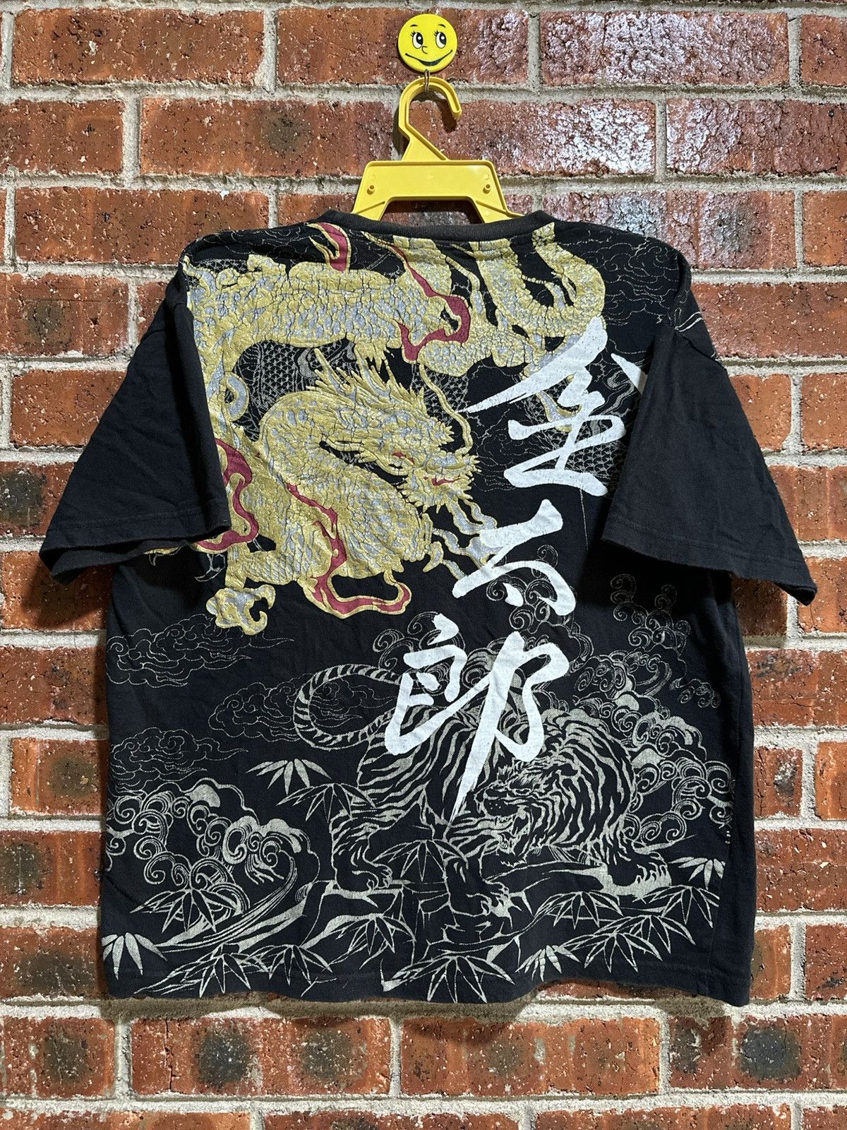 Japanese Brand Vintage Sukajan Dragon Faded Tee Size US L / EU 52-54 / 3 - 8 Thumbnail