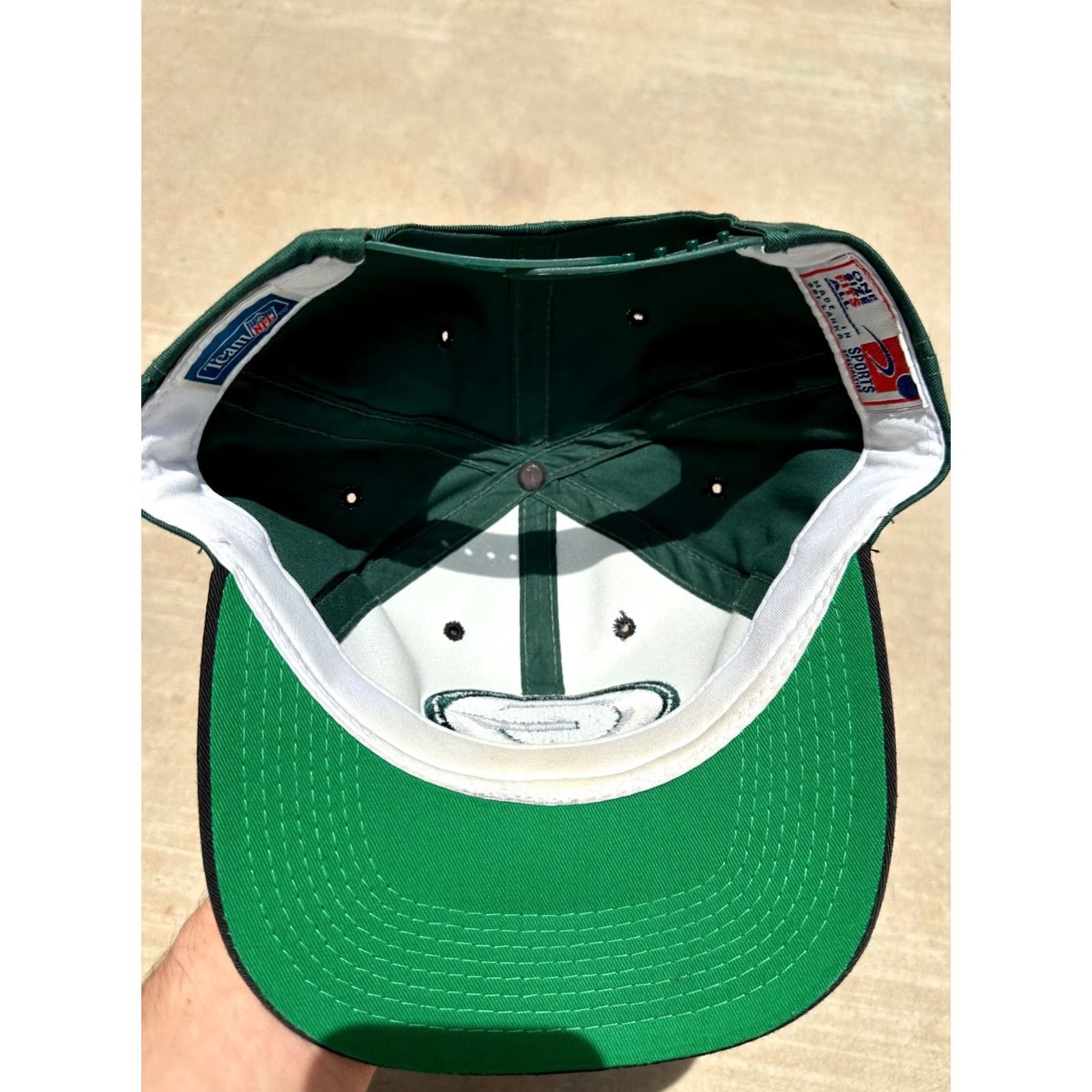 Sports Specialties VINTAGE Sports Specialties Green Bay Packers Plain Logo Snapback Cap Hat Mens Adjustable Green Size ONE SIZE - 4 Thumbnail
