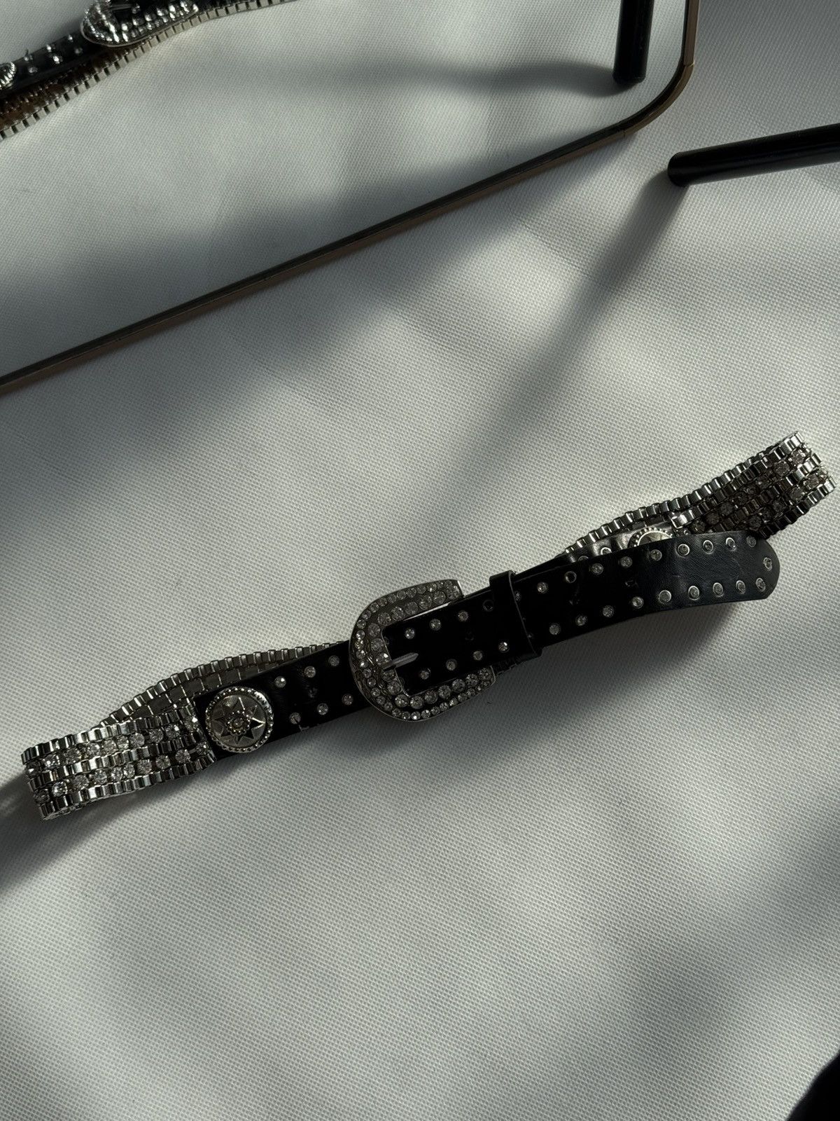 Japanese Brand Vintage Belts Y2K Rhinestones Punk leather belt Japanese Size ONE SIZE - 11 Thumbnail