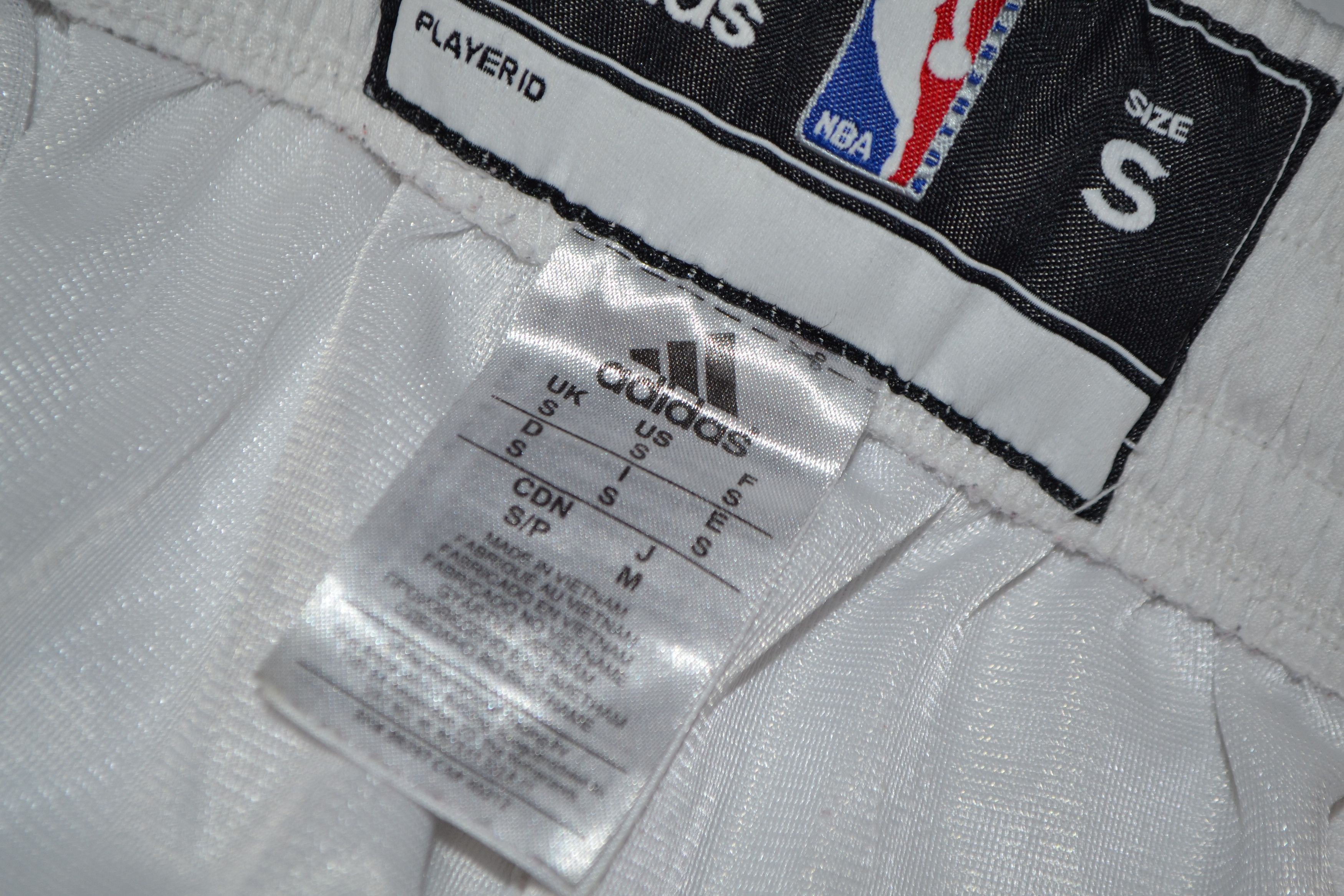 Adidas Los Angeles Lakers Basketball Shorts NBA Size US 30 / EU 46 - 3 Thumbnail