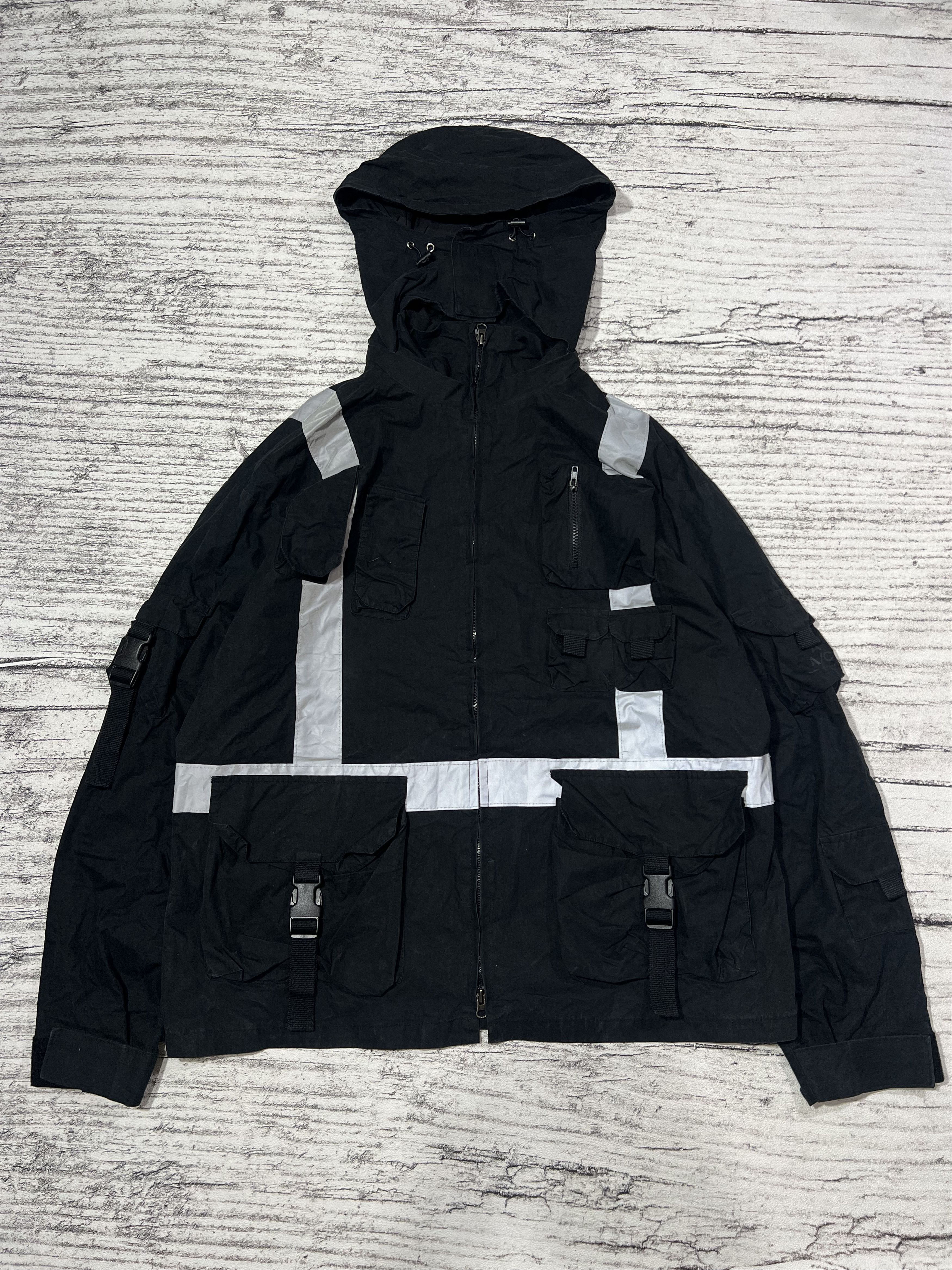 Japanese Brand 2000s Hysteric Cdg Junya Bondage Reflective Ifsixwasnine Size US XL / EU 56 / 4 - 1 Thumbnail