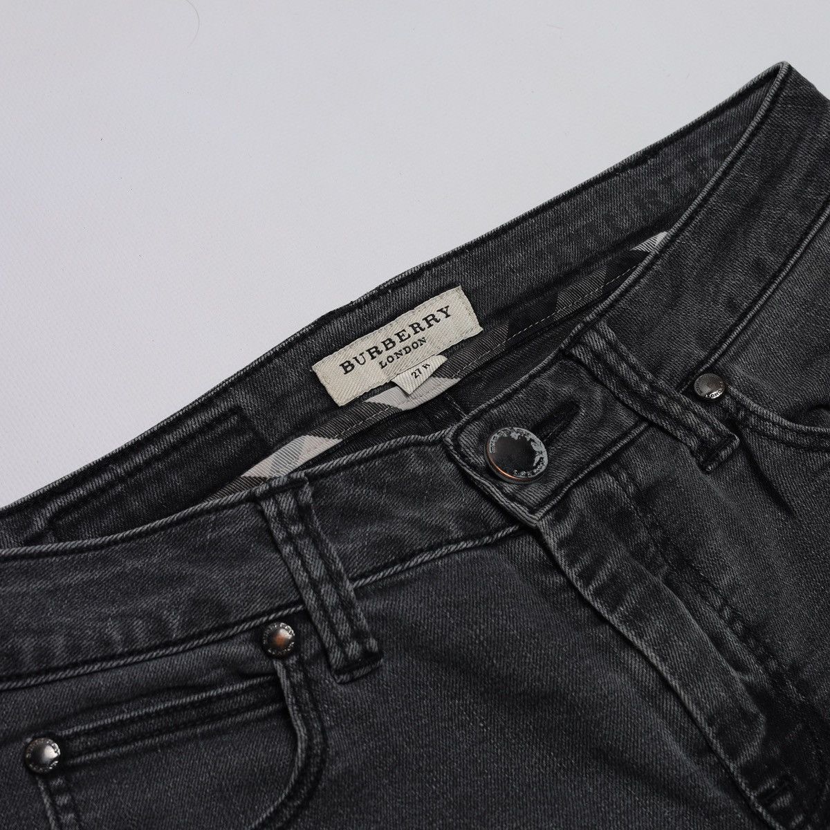 Burberry Burberry London Grey Denim Jeans Size 27" / US 4 / IT 40 - 5 Thumbnail