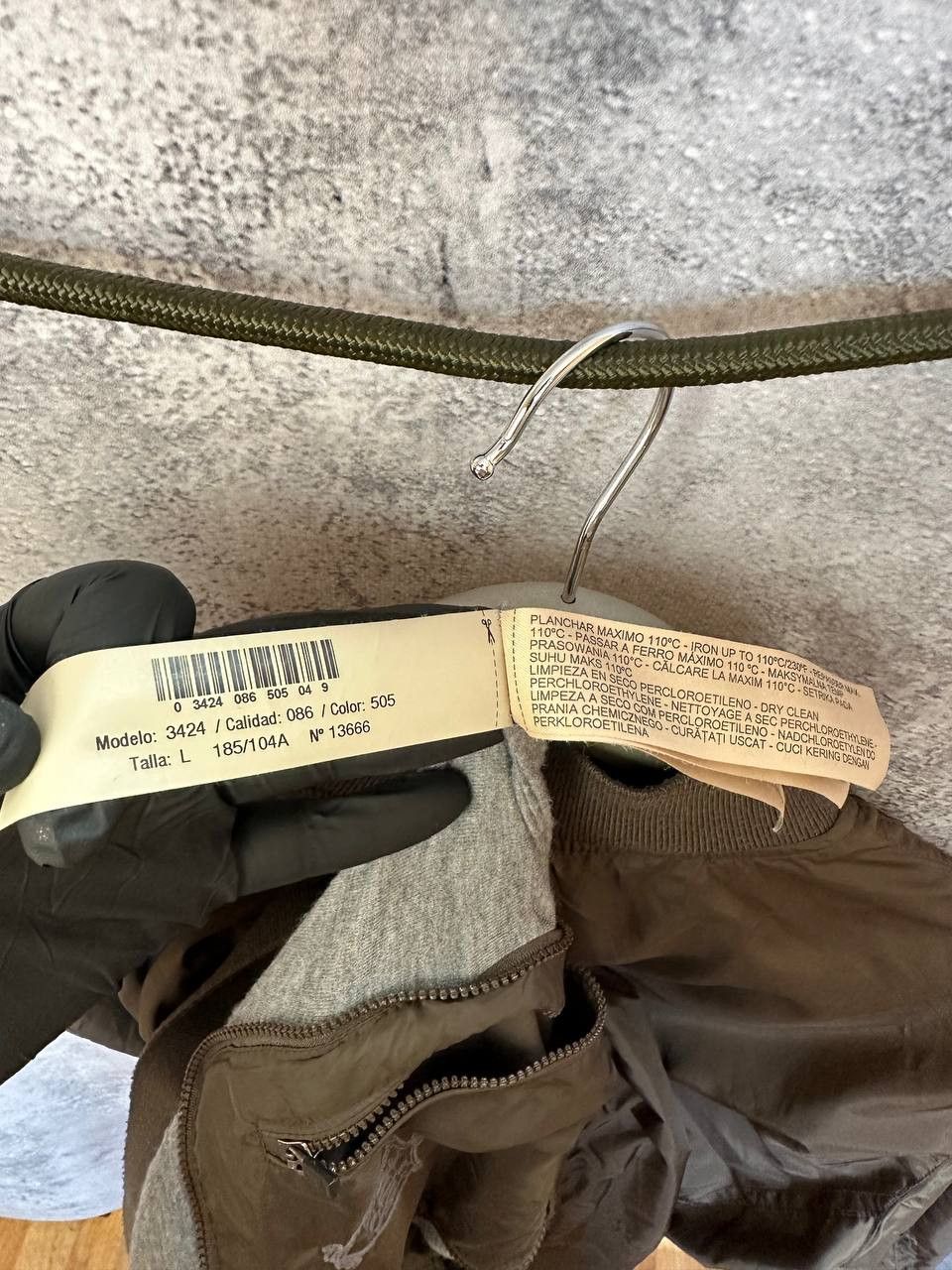 Massimo Dutti Massimo Dutti Bomber Jacket Khaki Nylon Shell Lined Size US L / EU 52-54 / 3 - 14 Thumbnail