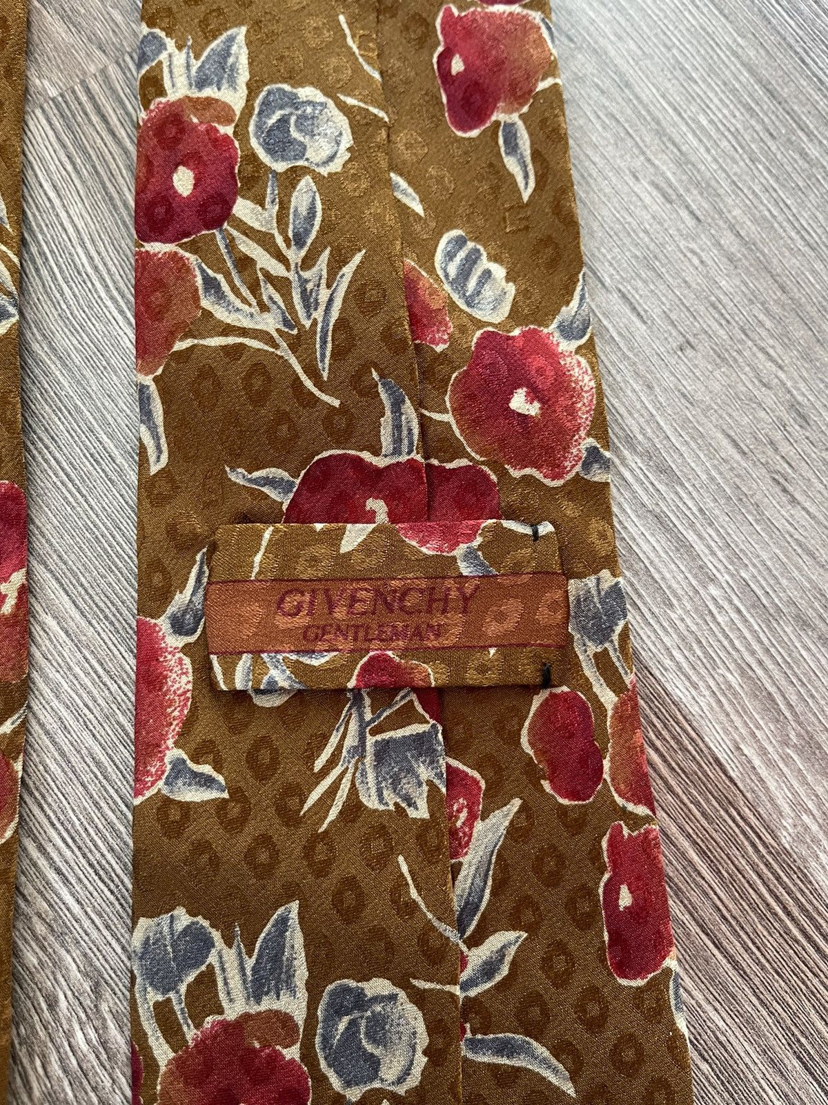 Givenchy 😍Gentleman Givenchy Paris Art Design Tie flovers Size ONE SIZE - 3 Thumbnail