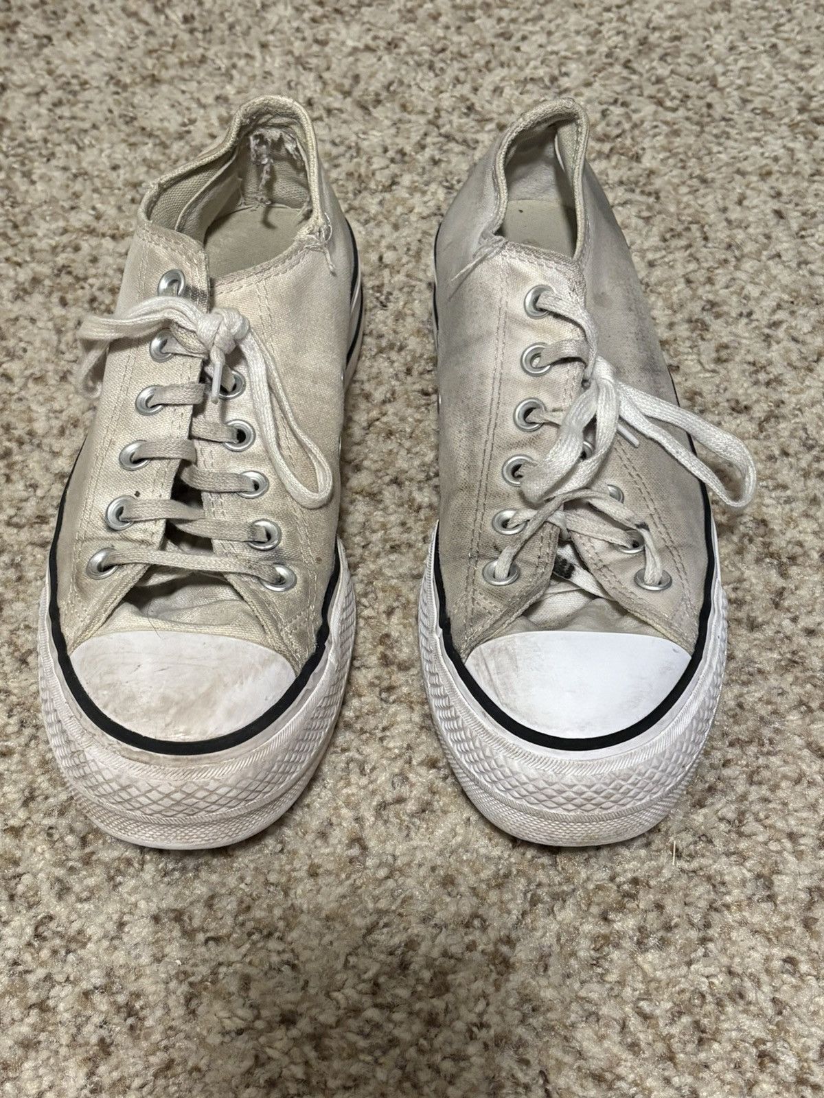 Converse (Converse) Chuck Platform Low Tops: Size 8Wom or 6.5Men Size US 8 / IT 38 - 2 Thumbnail