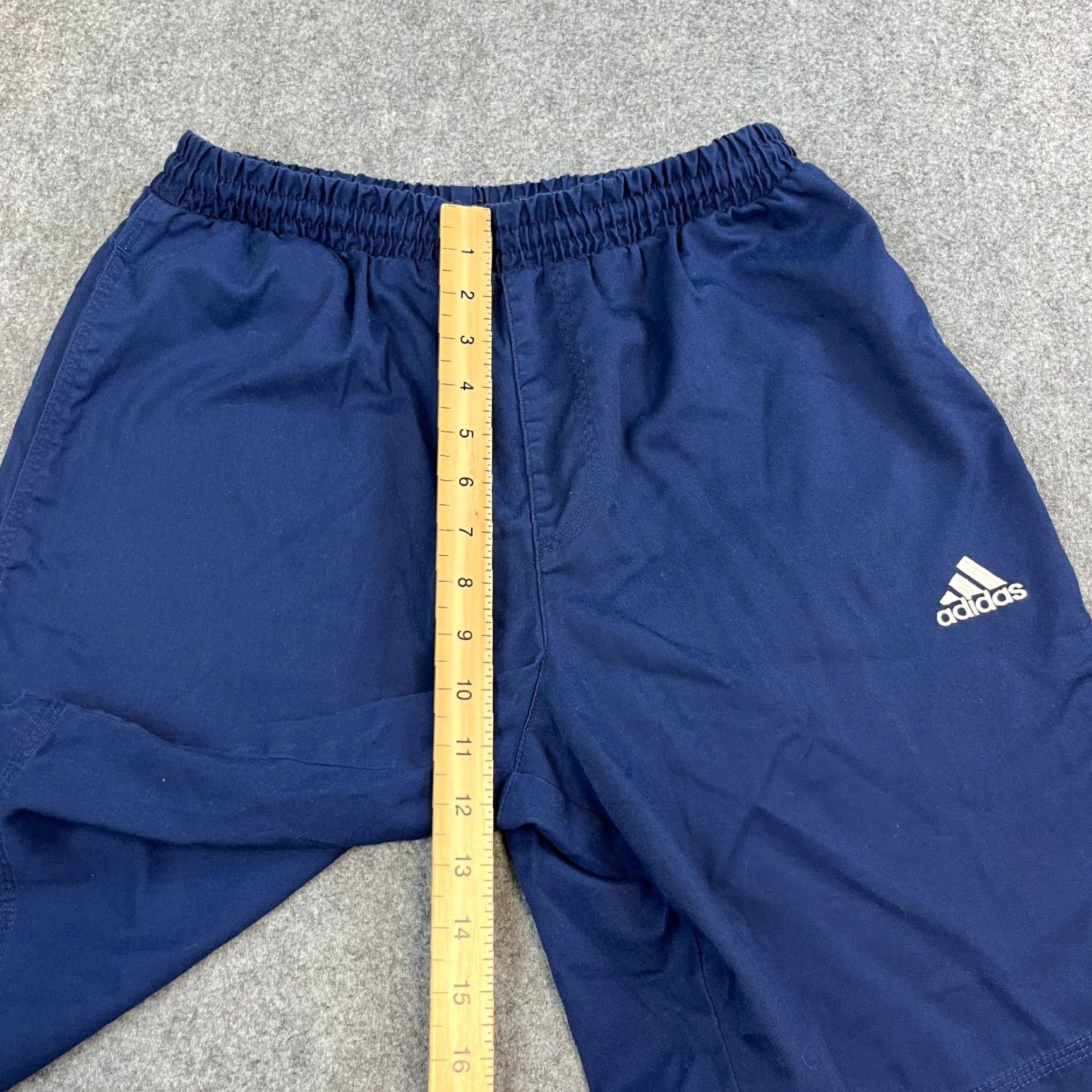 Adidas Adidas Mens Shorts S Navy Blue Vintage 00s Sweat Gym Casual Regular Waist 30in Pocket Logo Size US 29 - 5 Thumbnail