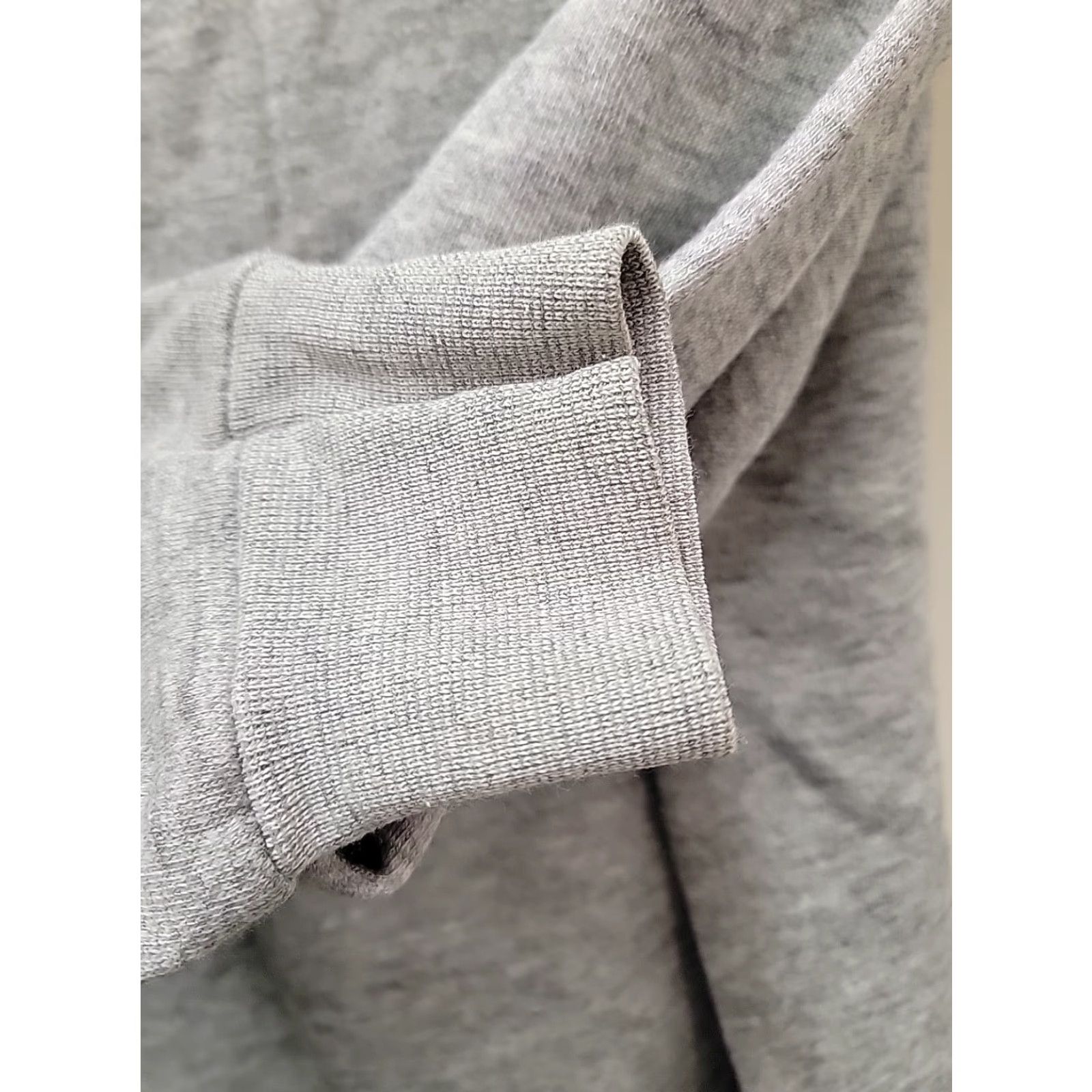 Vintage VINTAGE Sweatshirt Men 2XL Gray Music Aspen Summer Festival Pullover Vintage Distressed Front Sleeve Chest 23 Length 29 Size US XXL / EU 58 / 5 - 7 Thumbnail