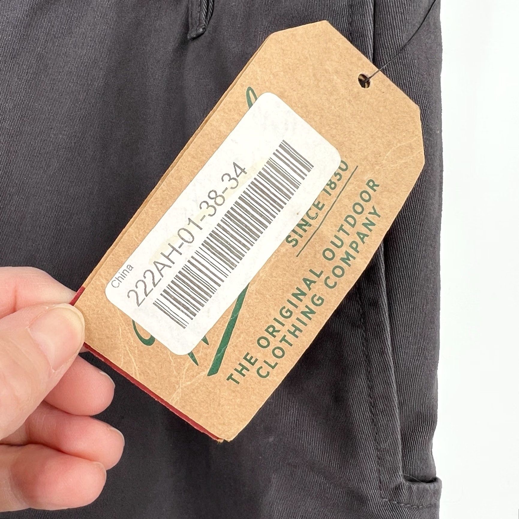 Vintage Woolrich Milestone Chino Pants Flat Front 38x31 Gray Mens Regular 38 Sl ash Pocket Classic Comfort USA Logo NWT Size US 38 / EU 54 - 3 Thumbnail