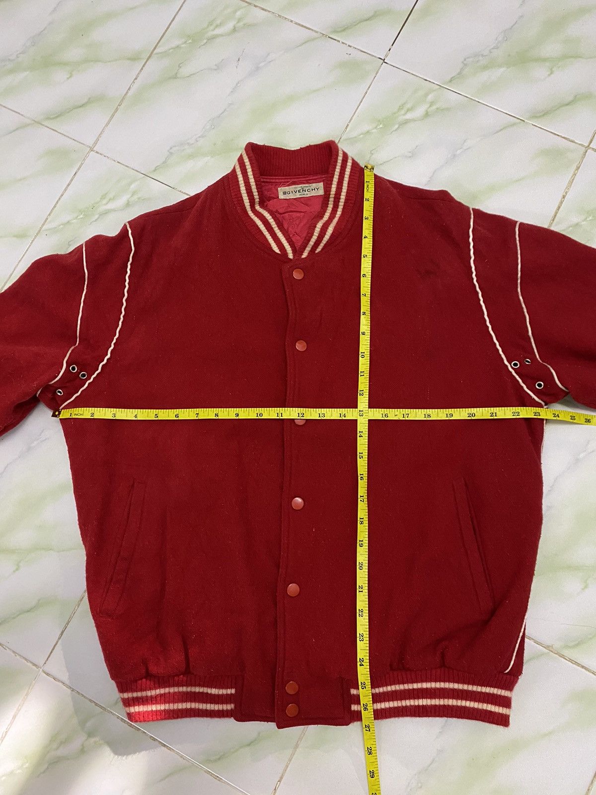 Givenchy Vintage Givenchy Wool Varsity Jacket Distressed Size US L / EU 52-54 / 3 - 21 Thumbnail