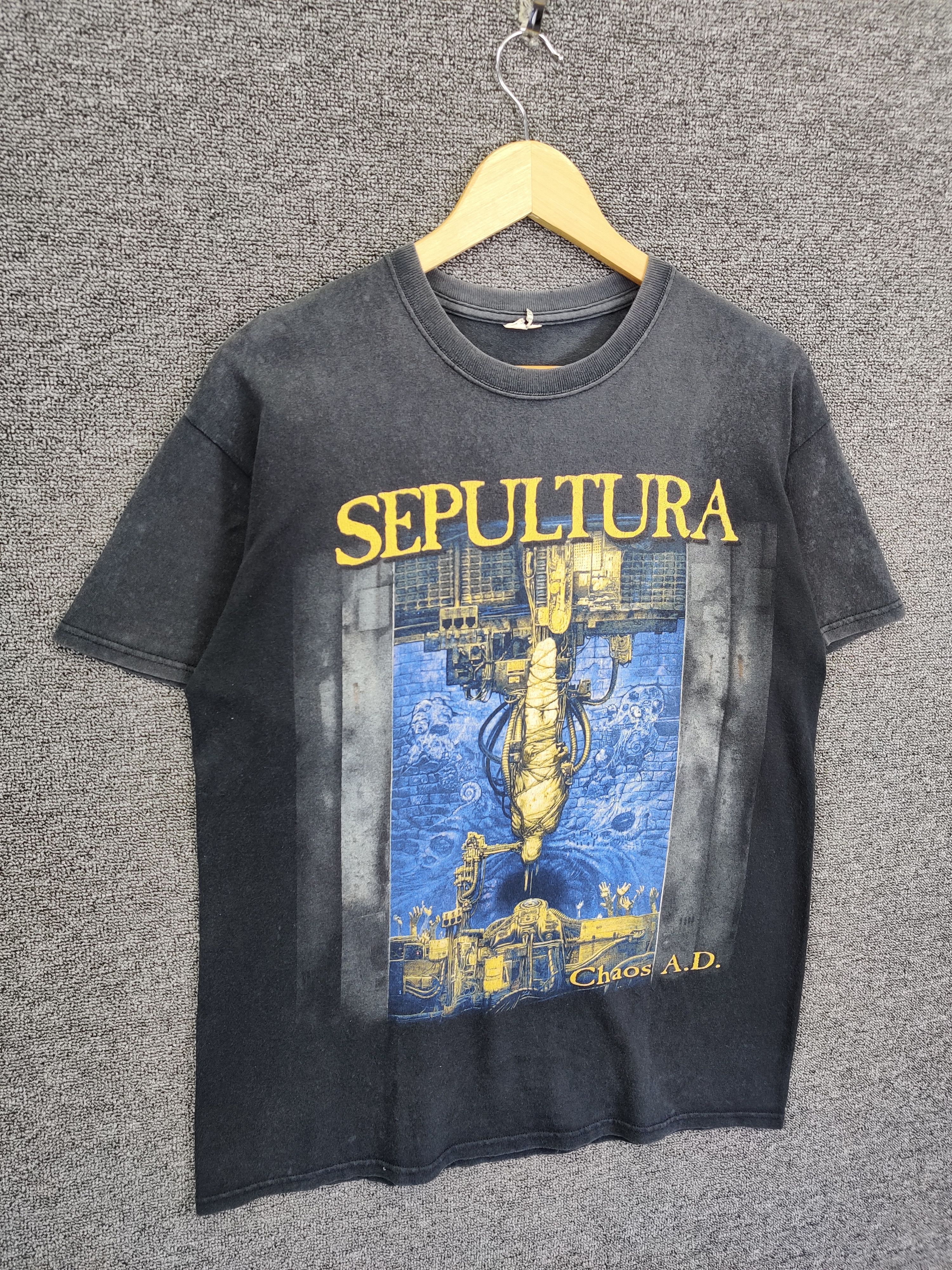 Band Tees Vintage Sepultura Chaos AD Band Tee Tshirt Size US M / EU 48-50 / 2 - 5 Thumbnail