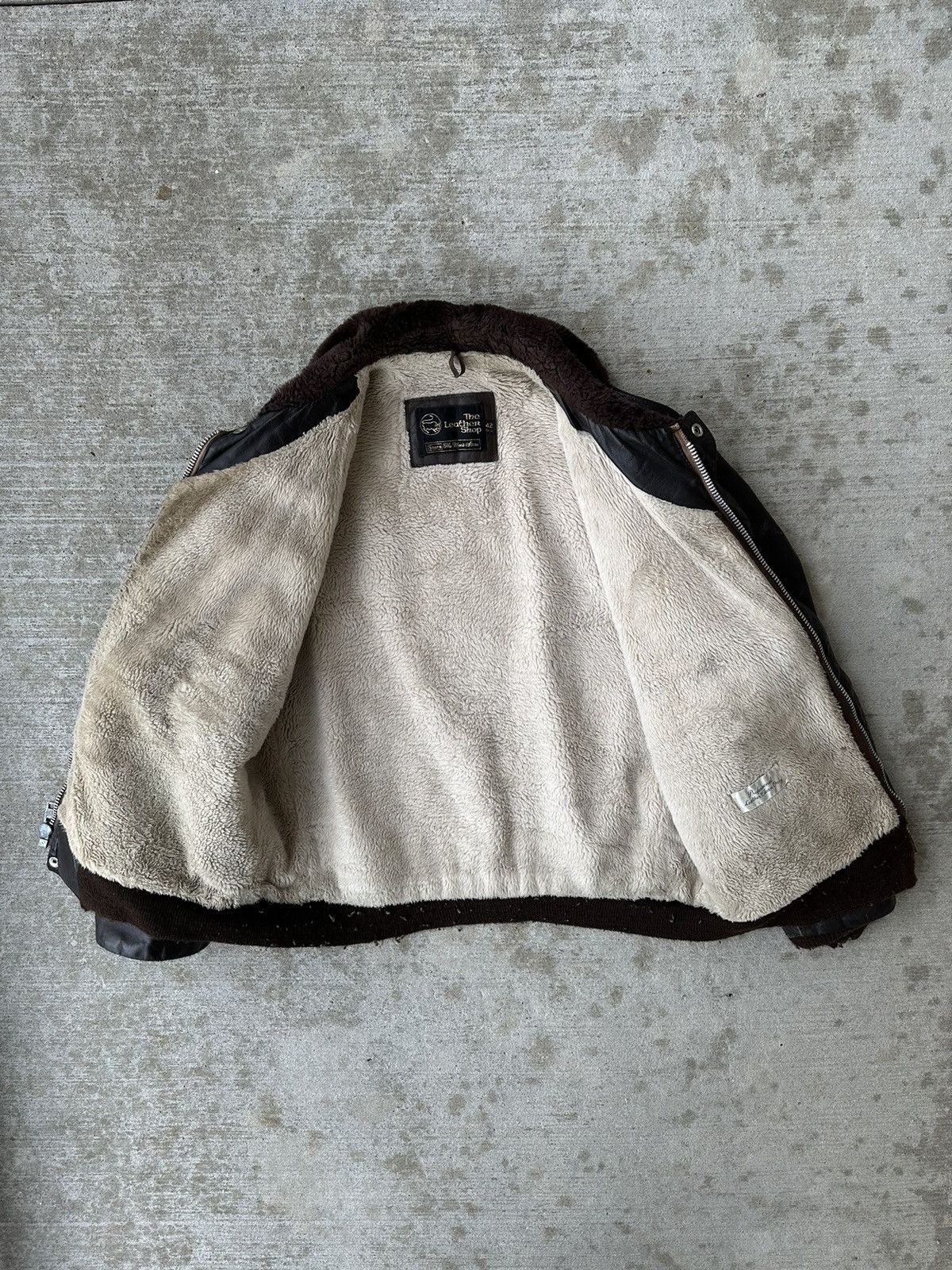 Genuine Leather 70s Shearling Fur-Lined Bomber Flight Jacket Size US L / EU 52-54 / 3 - 11 Thumbnail