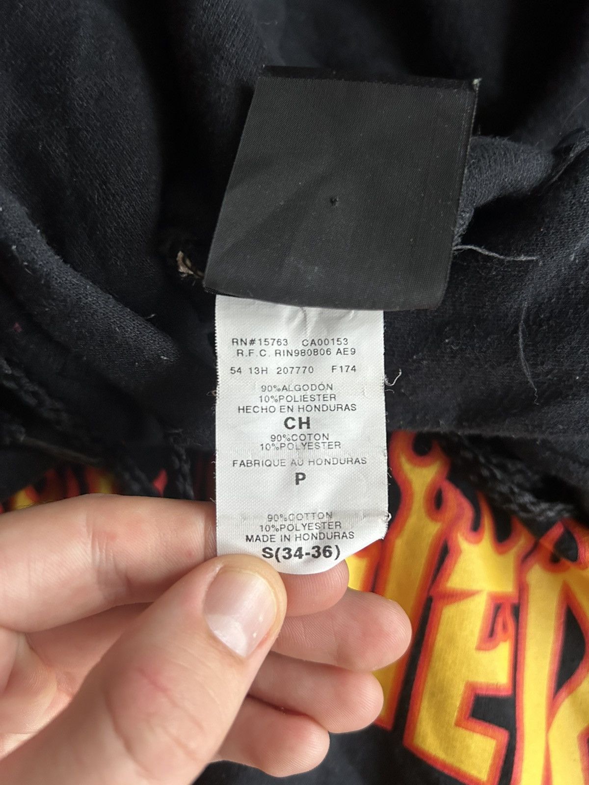 Thrasher Vintage Thrasher Flame Print Thrashed Baggy Hoodie Size S Size US S / EU 44-46 / 1 - 9 Thumbnail