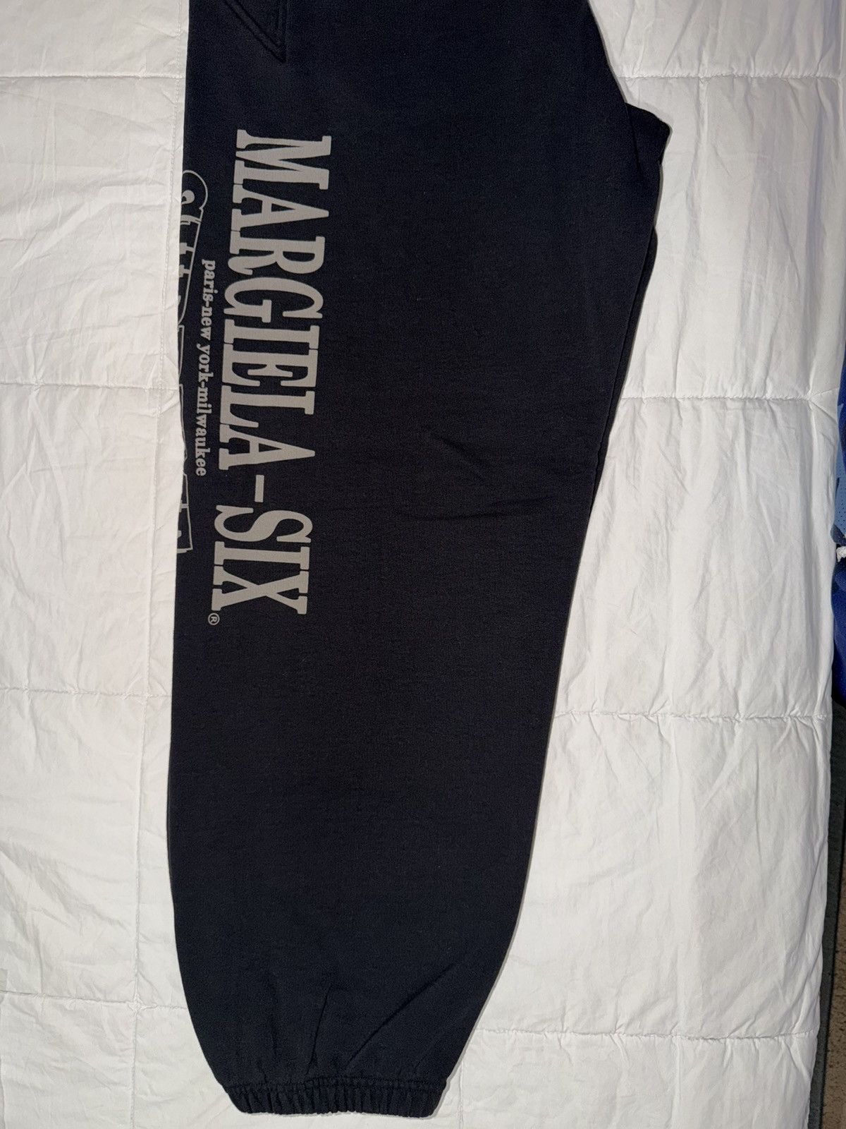 Maison Margiela × Supreme Supreme/MM6 Maison Margiela Eagle Sweatpant (size small) blk Size US 31 - 6 Thumbnail