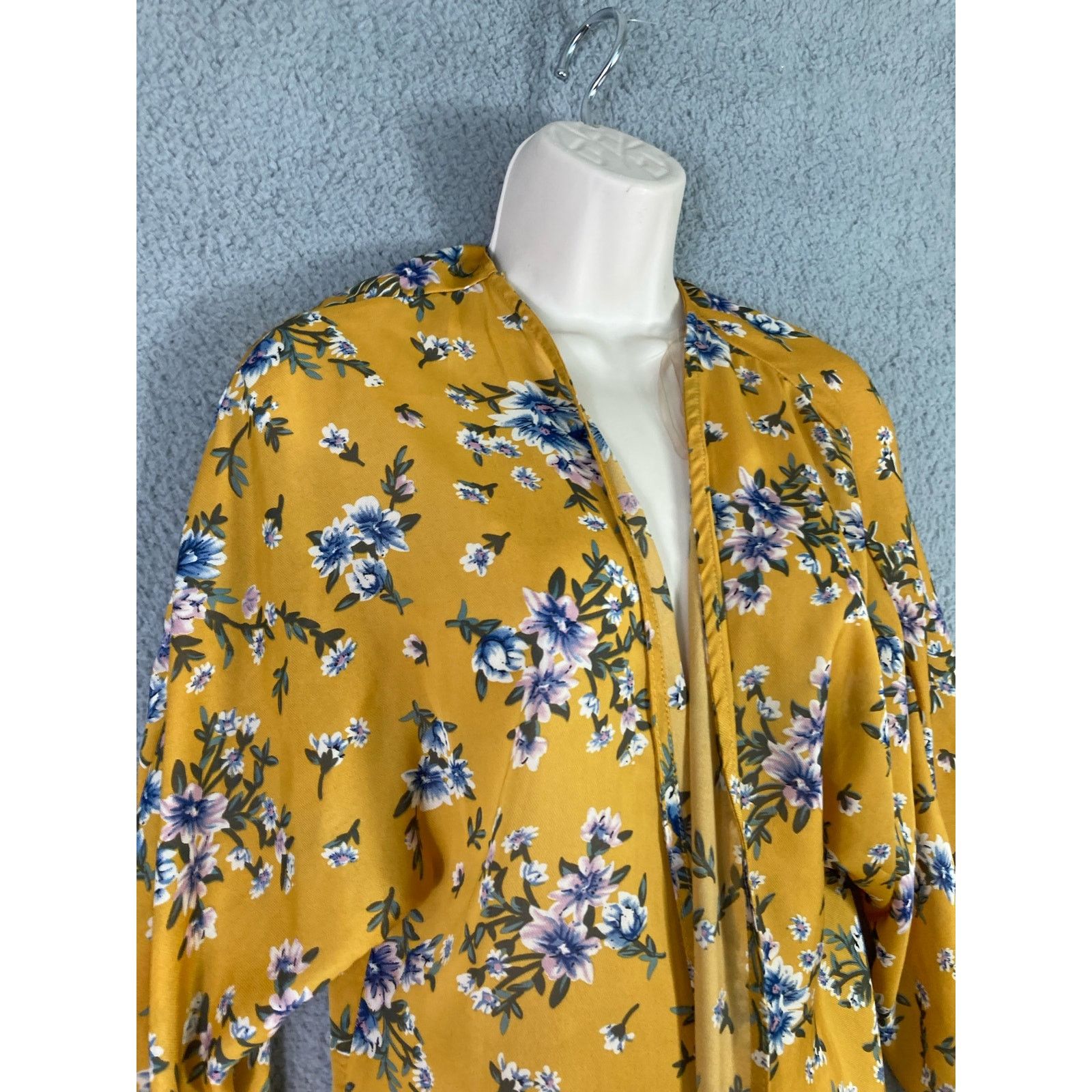 Other Yellow Floral Cardigan Women's M Available by Angela Fashion Size M / US 6-8 / IT 42-44 - 4 Thumbnail