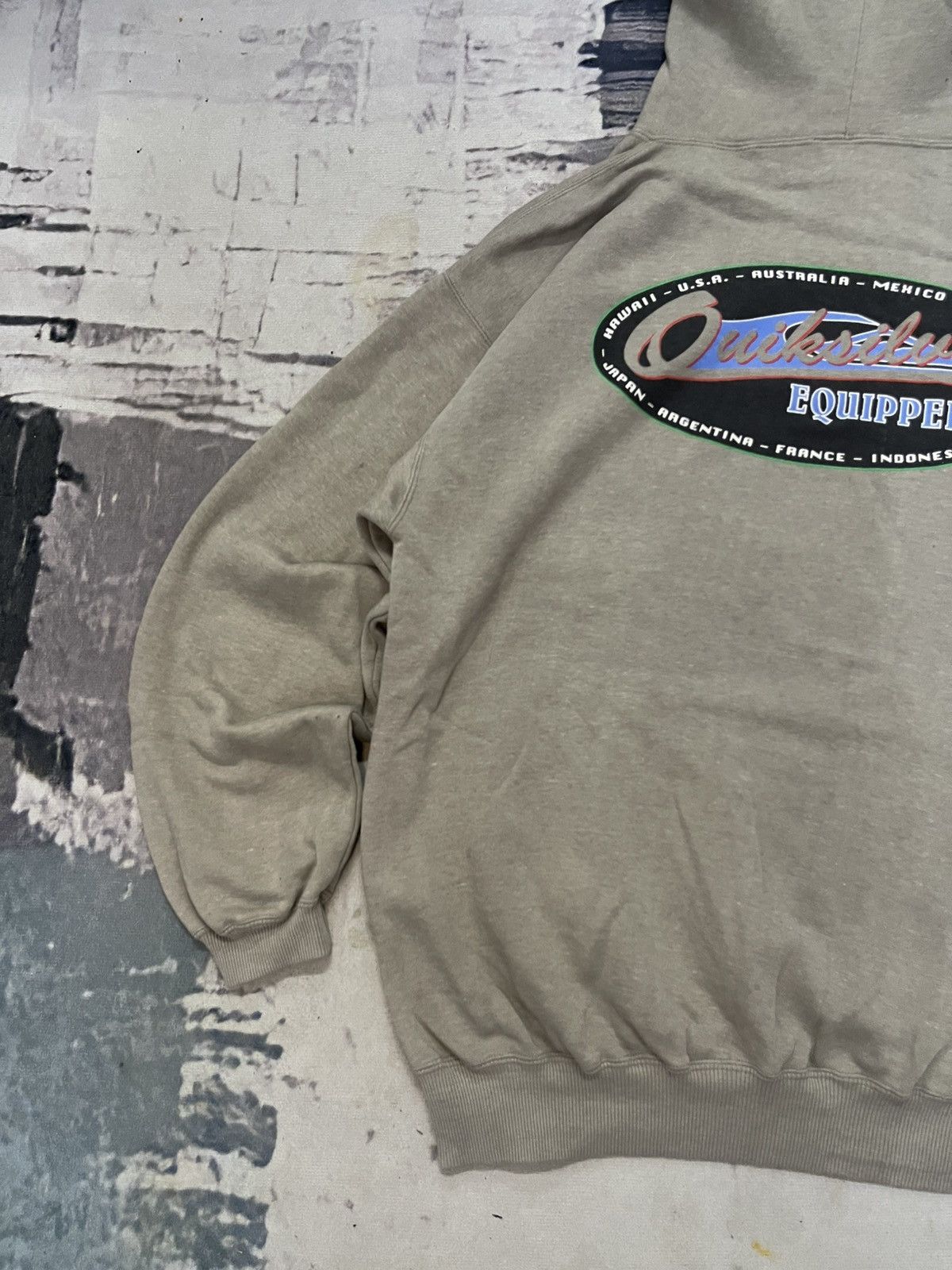 Quiksilver 90s QUICKSILVER EQUIPMENT PULLOVER HOODIE SUN FADED Size US XL / EU 56 / 4 - 4 Thumbnail