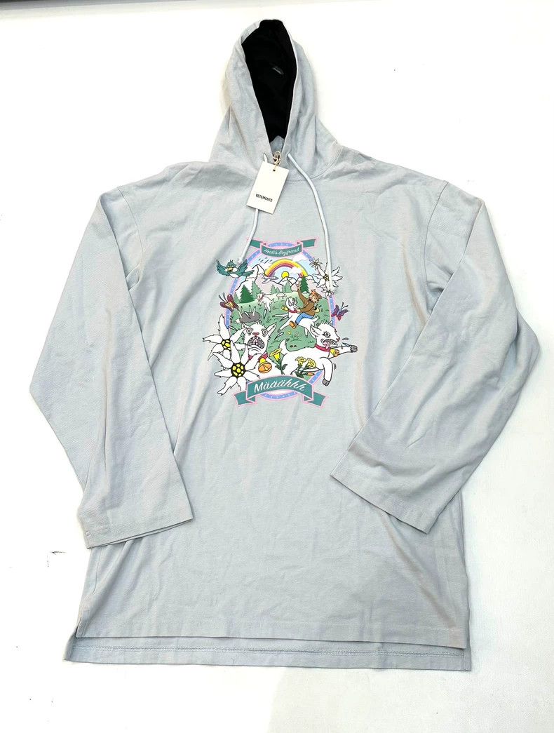 Vetements Vetements Runway Mask Cartoon Sweatshirt Size US S / EU 44-46 / 1 - 1 Thumbnail