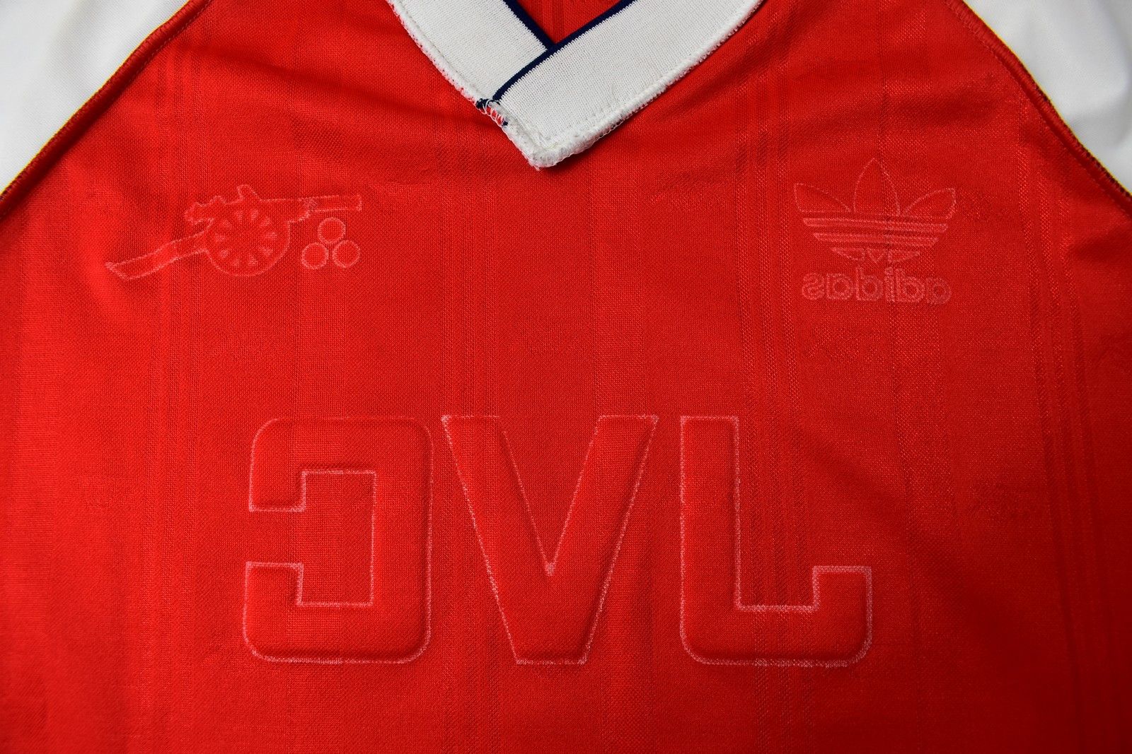 Adidas 1988-90 adidas Arsenal Home Shirt SIZE m Size US M / EU 48-50 / 2 - 16 Thumbnail