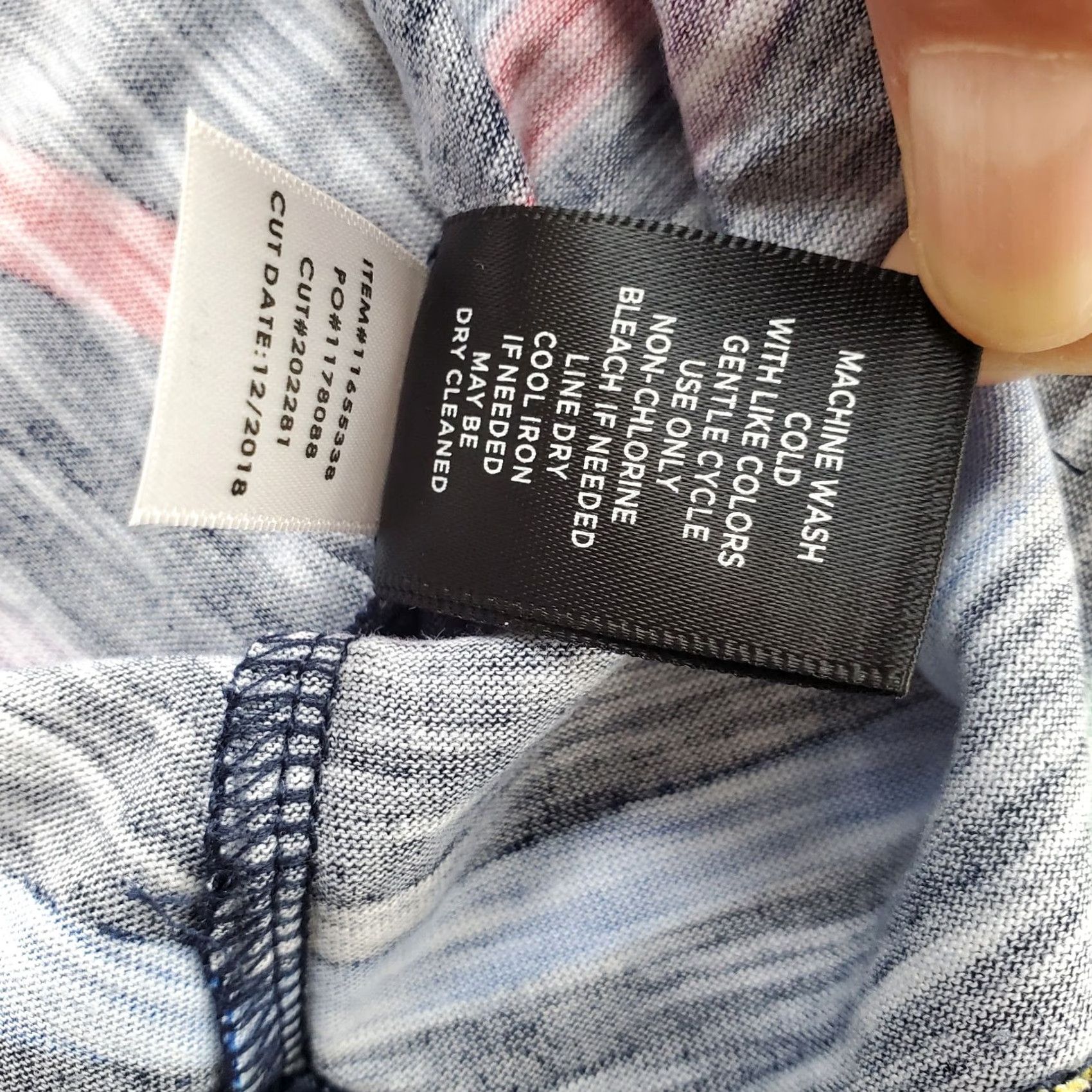 Torrid Torrid T Shirt Womens 00 Multicolor Striped Deep V Neck We Swear By The Fit Round Hem Shirt Womens 00 Multicolor Striped V-Neck Size XXS / US 00 / IT 34 - 7 Thumbnail
