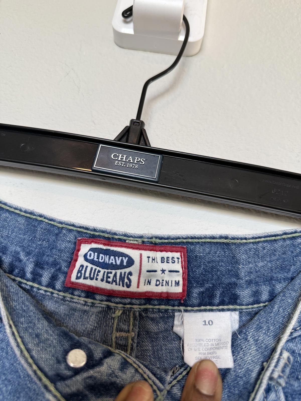 Old Navy Old Navy Vintage High-Waisted Denim Shorts Size 32" / US 10 / IT 46 - 5 Thumbnail